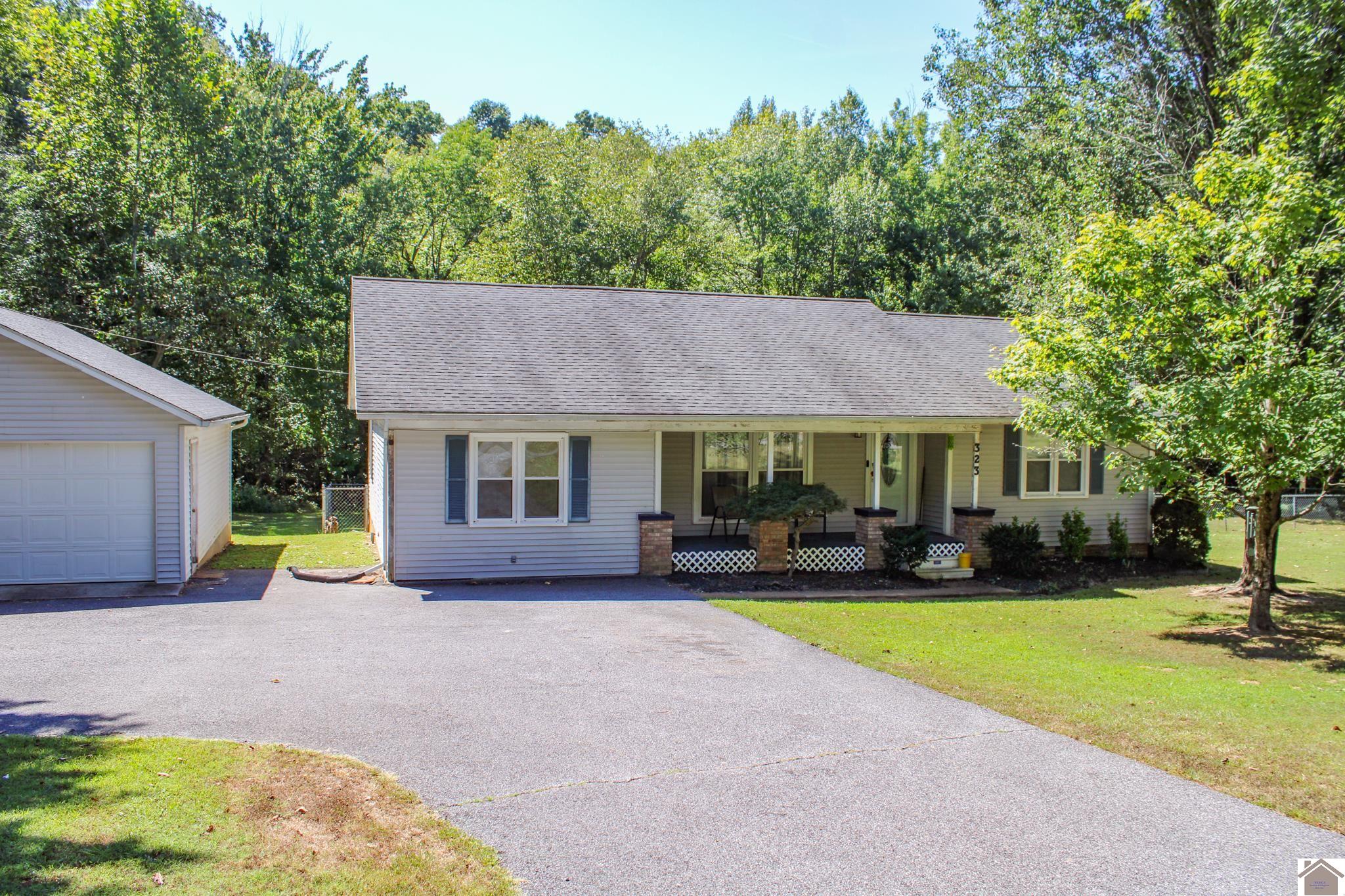 323 Cactus Dr