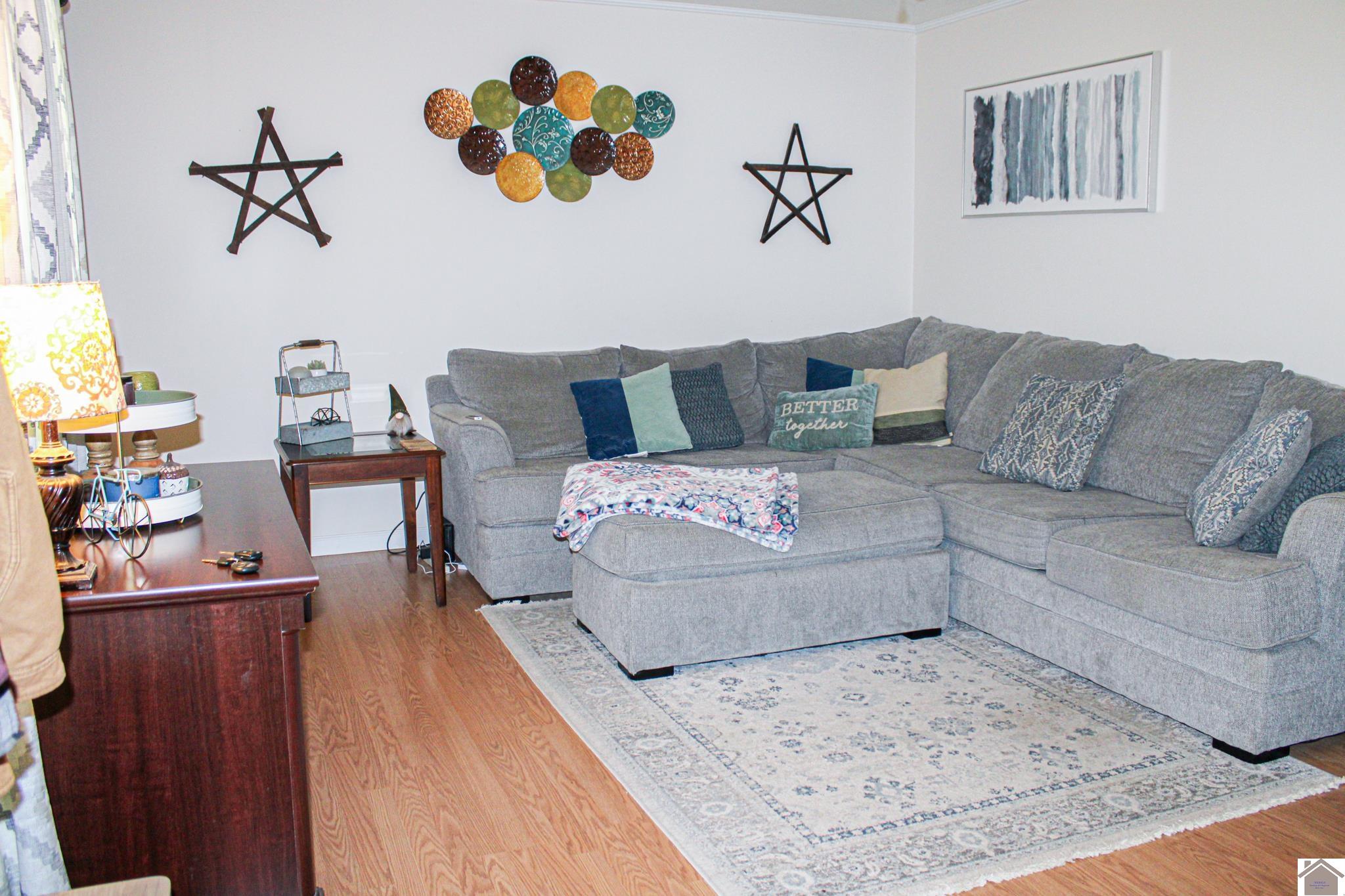 323 Cactus Dr