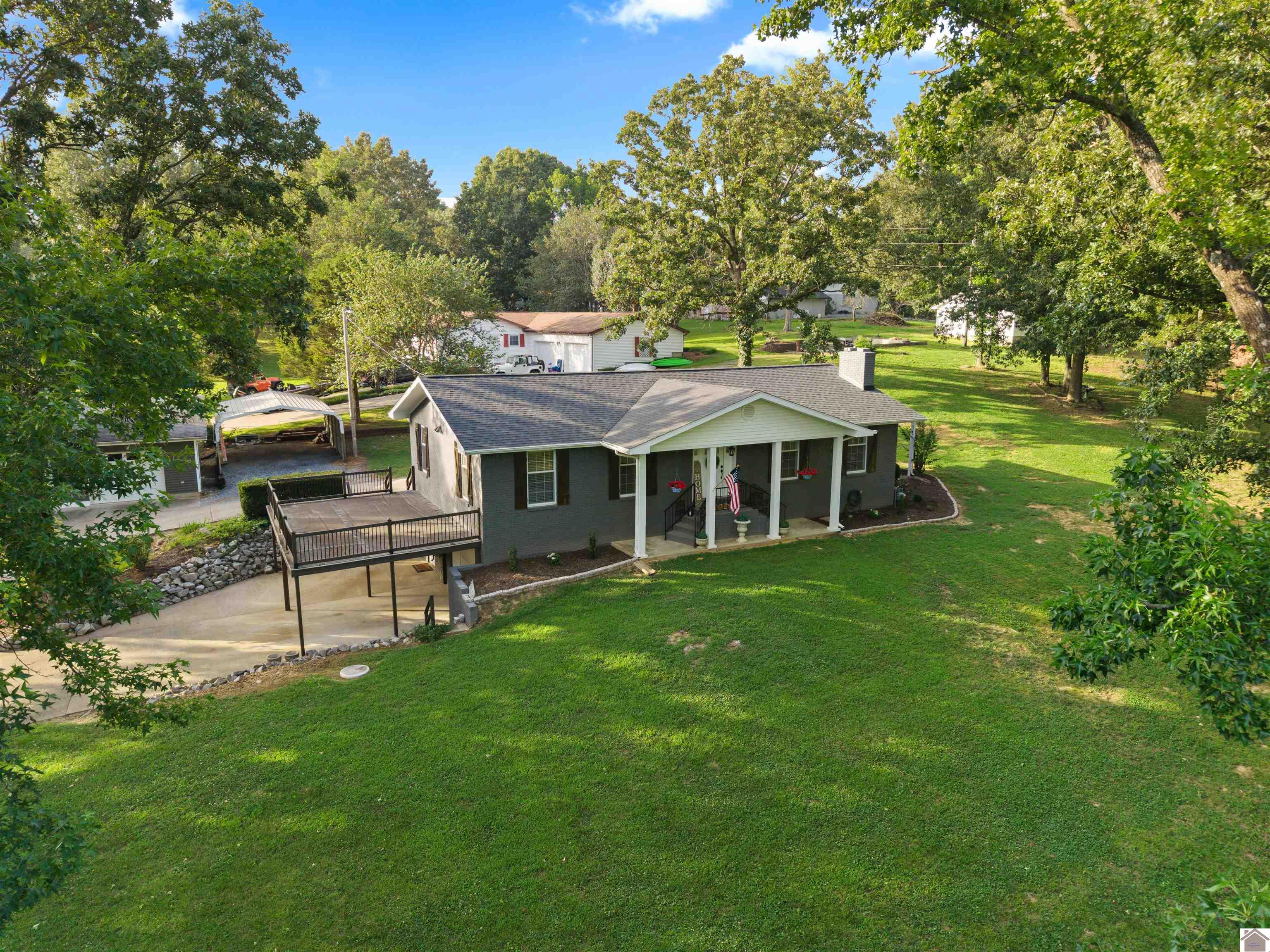 Photo 1 of 32 — 332 Red River Rd., Gilbertsville, KY 42044