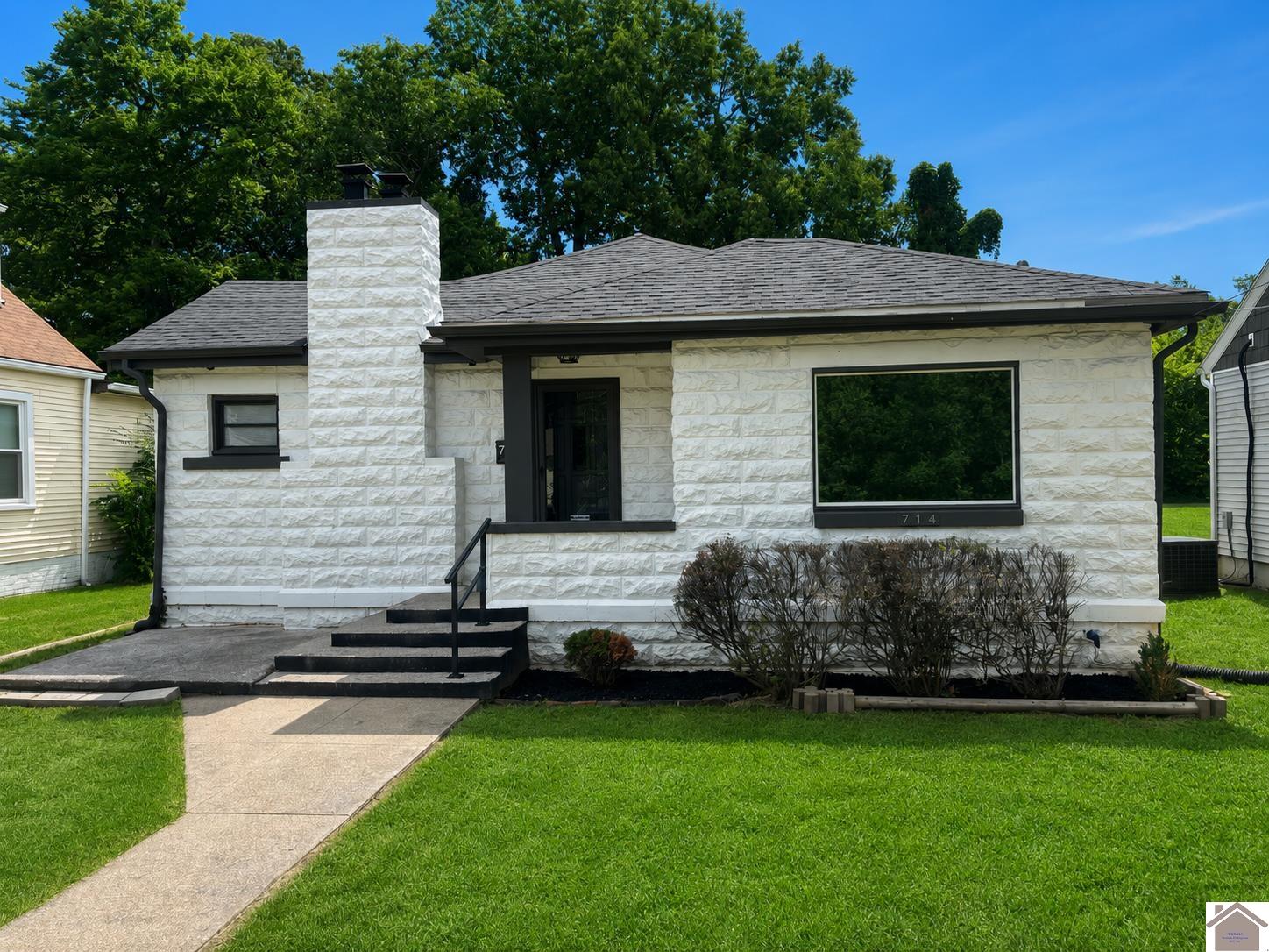 Photo 1 of 29 — 714 N 25th Street, Paducah, KY 42001