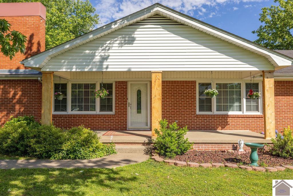 10256 E State Route 94