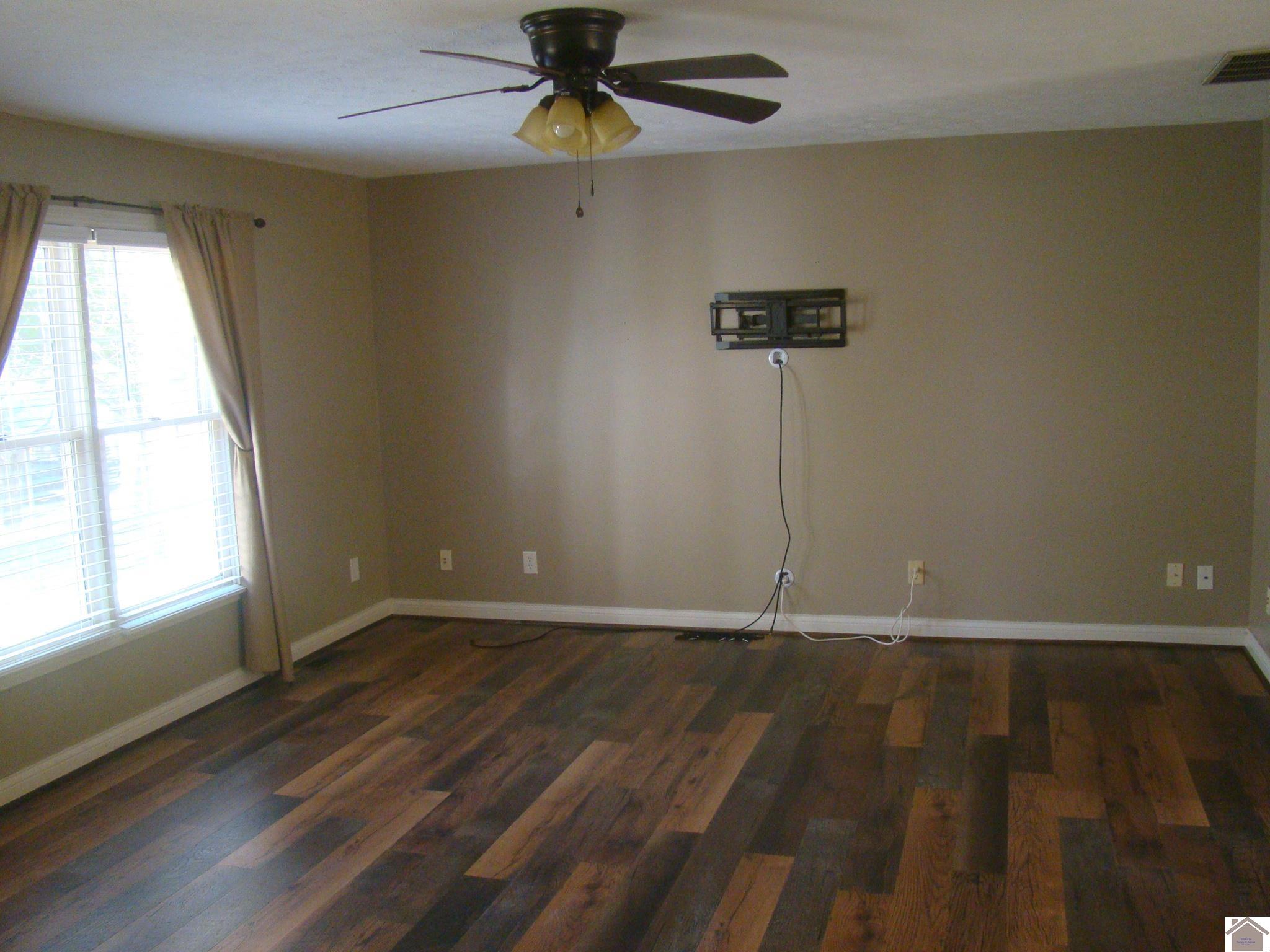 1910 Goose Hollow Road