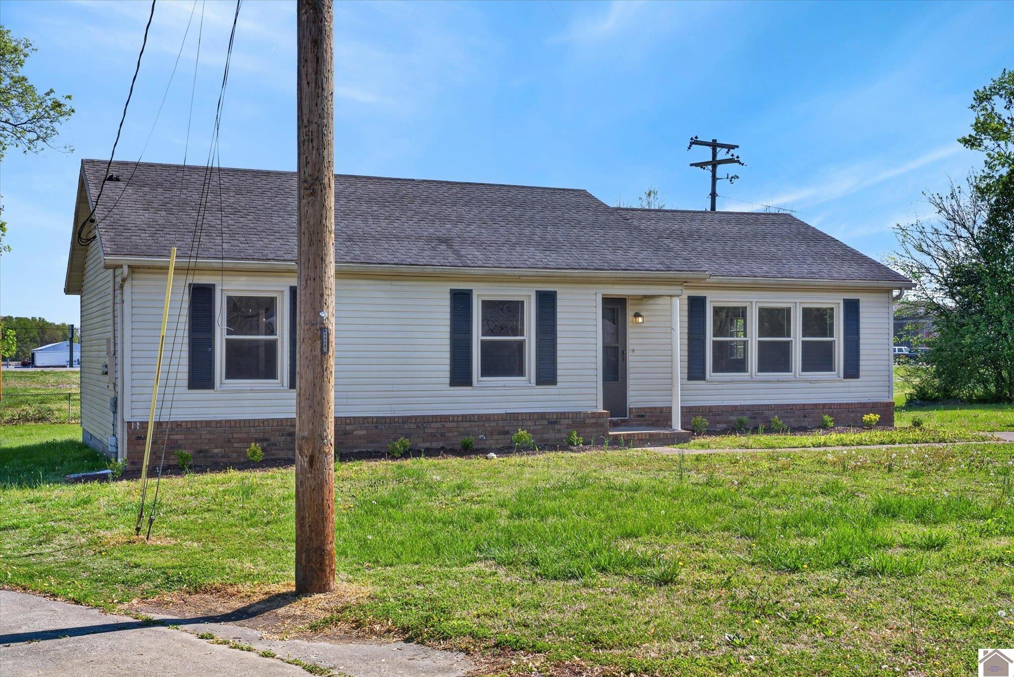 1902 CHATEAUGAY DRIVE