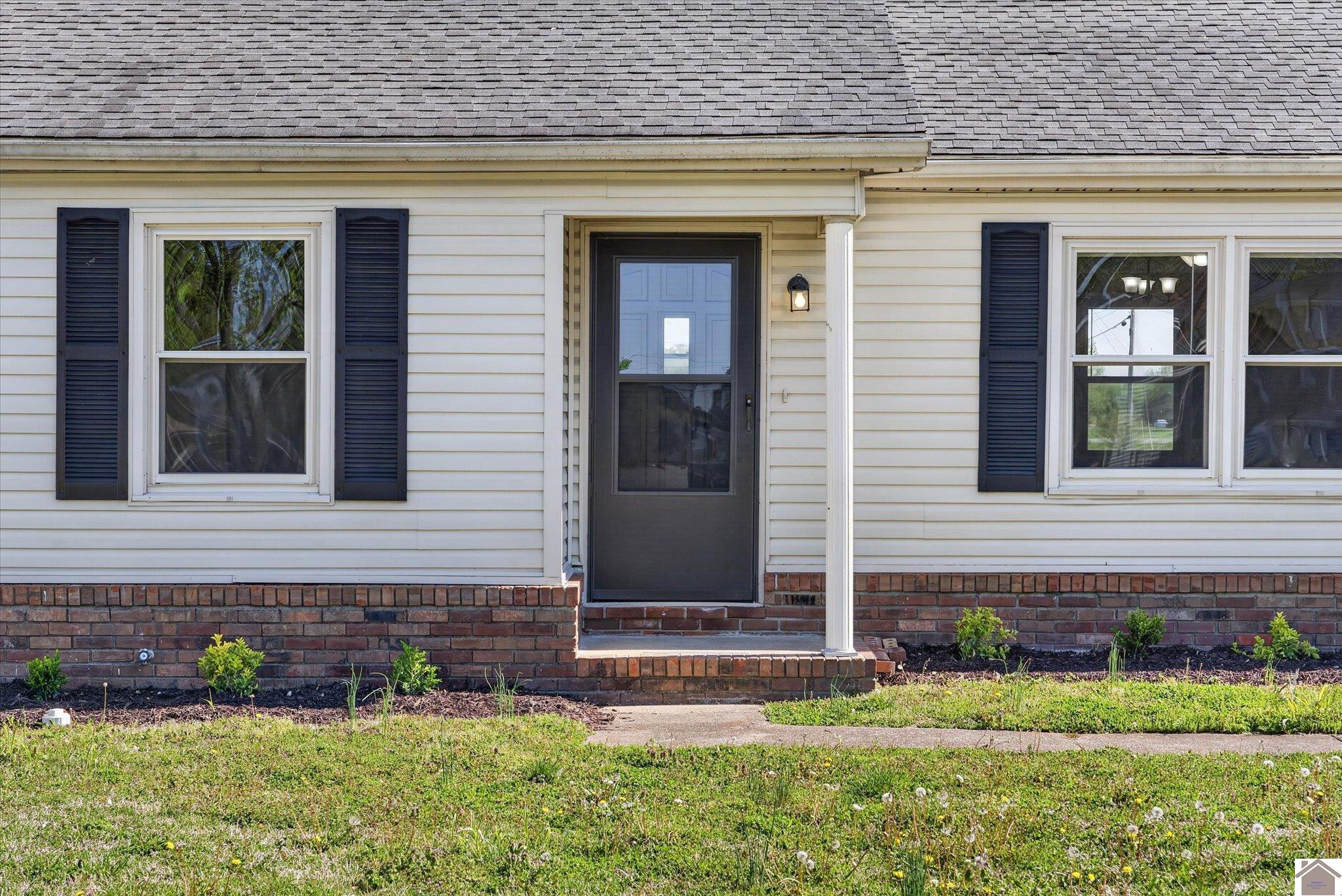 1902 CHATEAUGAY DRIVE