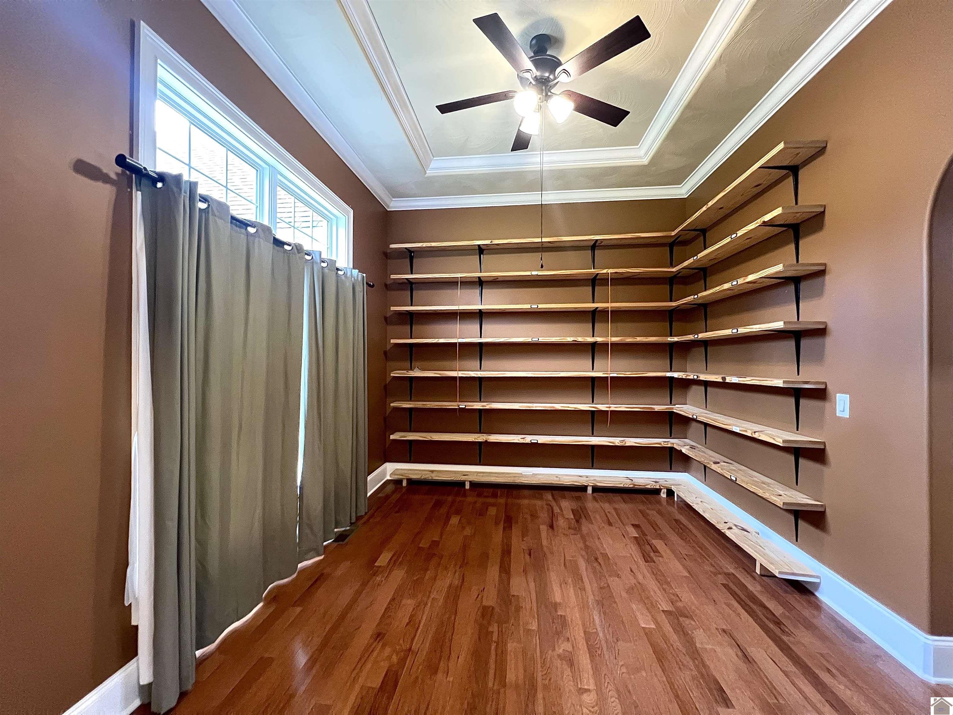 564 W Wiswell Rd - Photo 3
