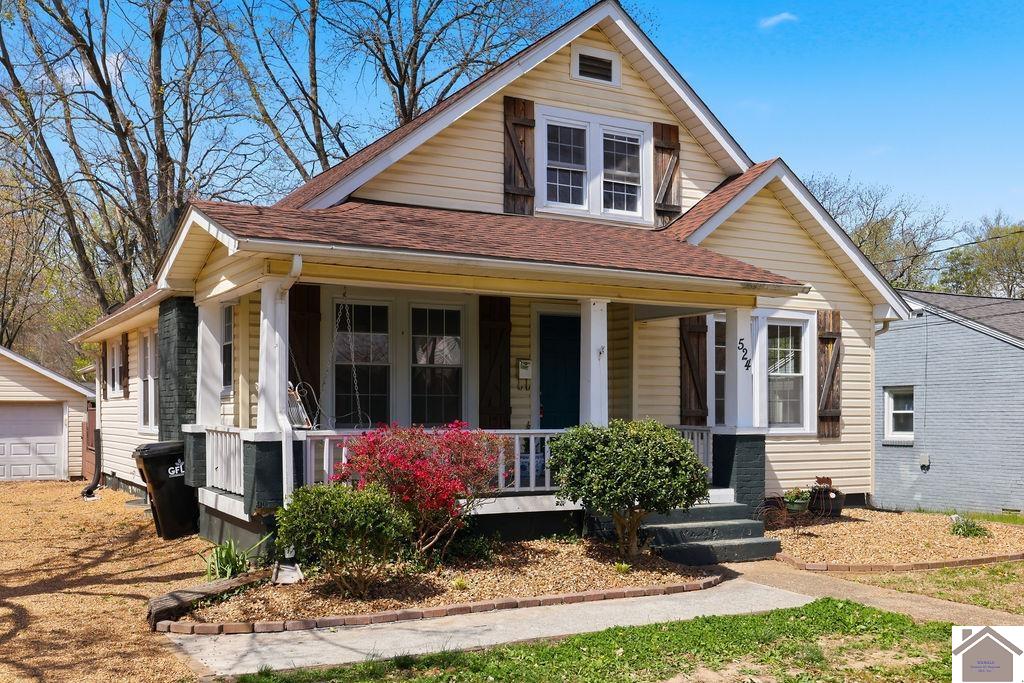 524 S 6th St.