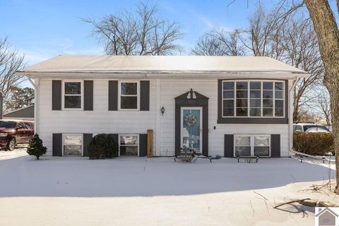 231 Iroquois Drive Paducah KY 42001