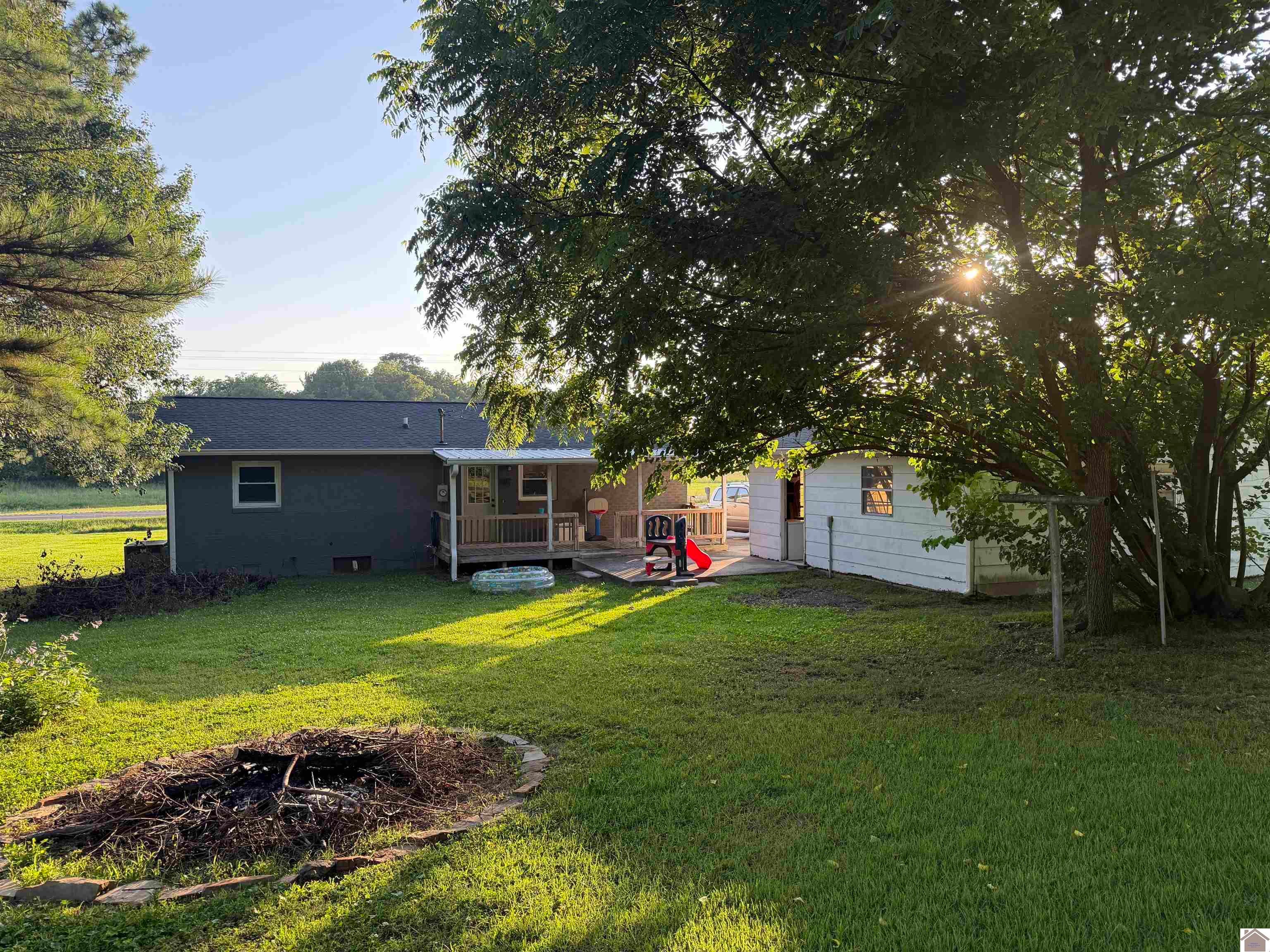 788 US Hwy 60 W - Photo 4