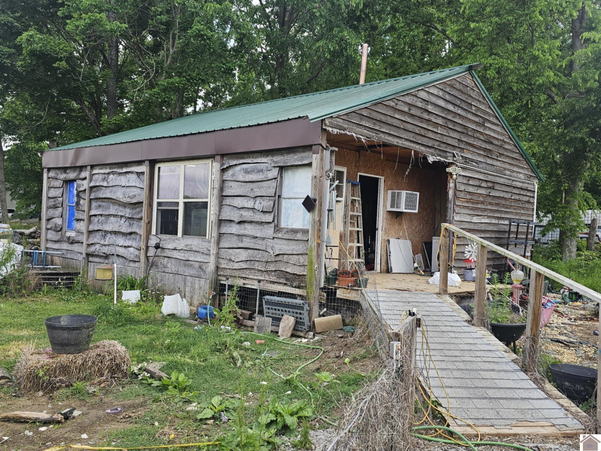 4180 Pembroke-Fairview Road
