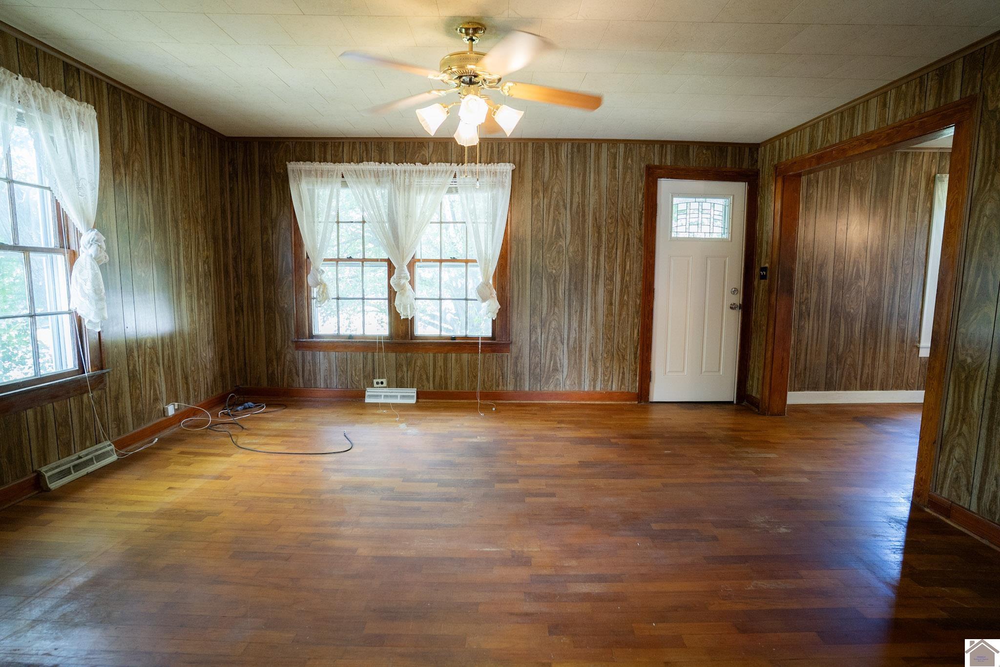 300 Dawson Rd