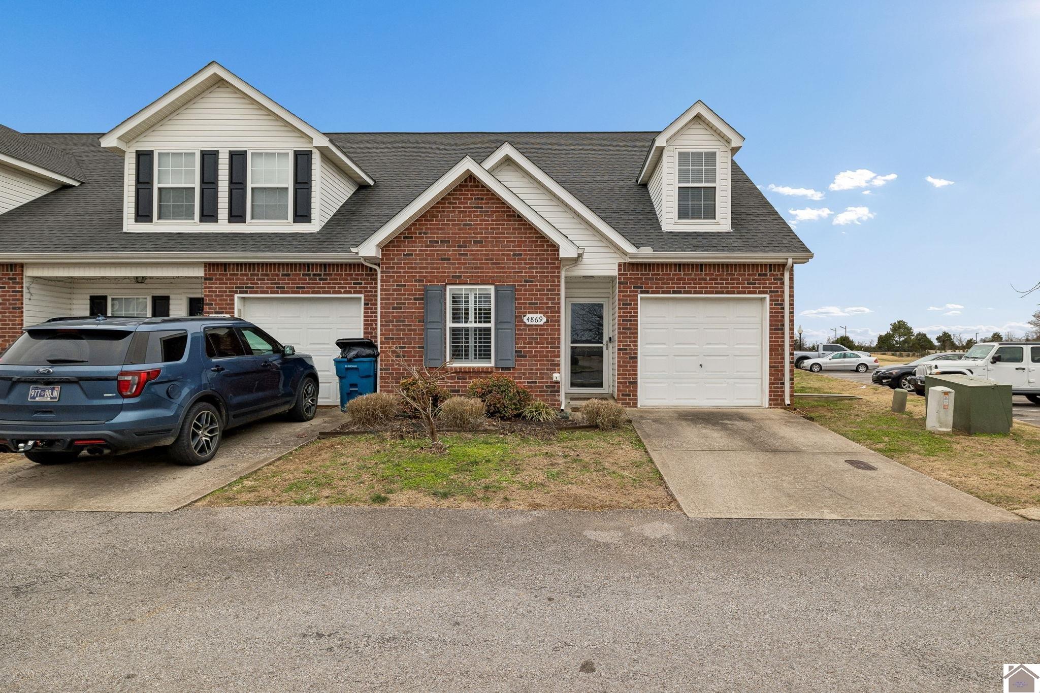 4869 Chelanie Circle