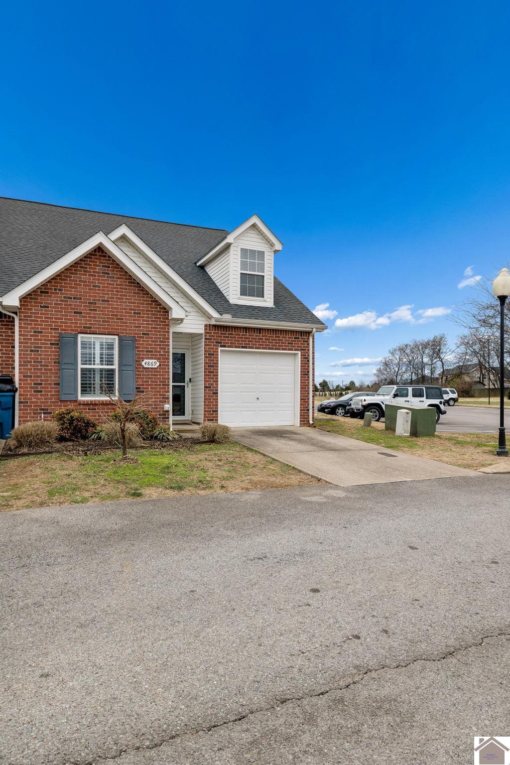 4869 Chelanie Circle