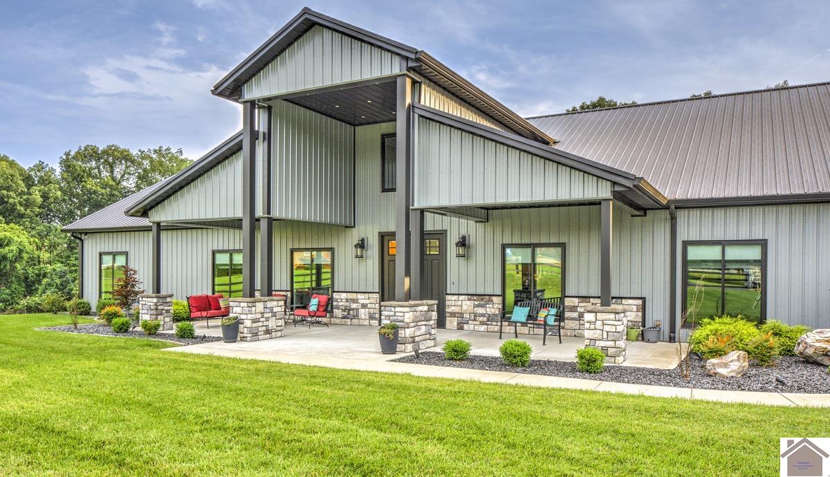 1 Logan Trail