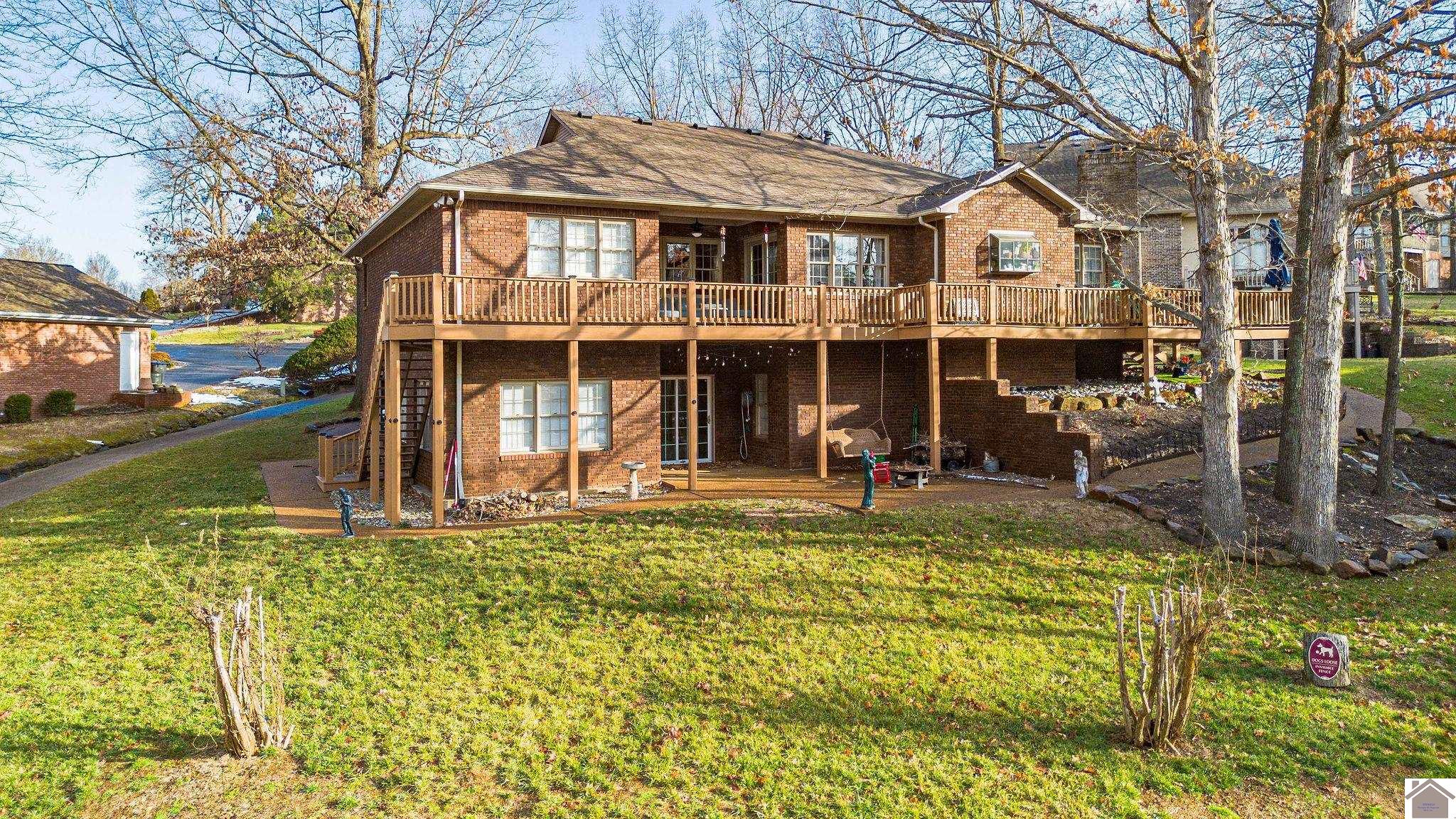 145 Forest View Cove