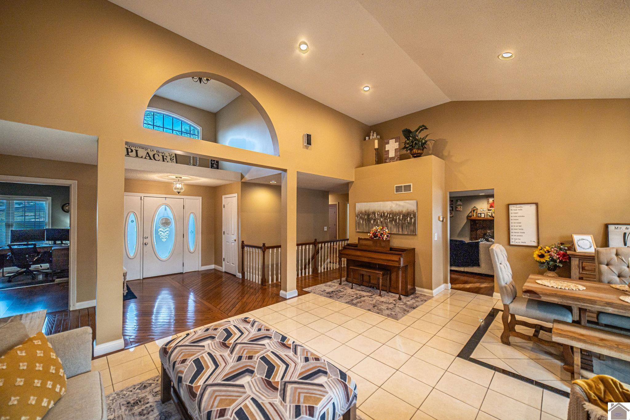 145 Forest View Cove