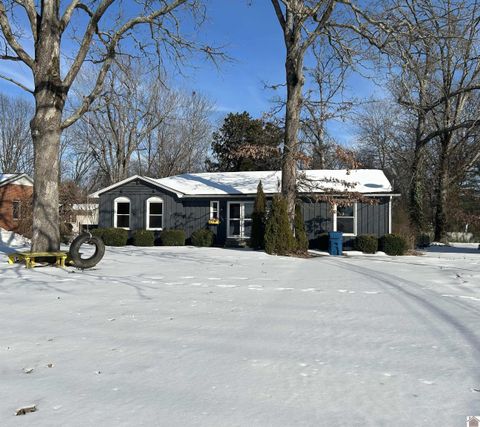 102 N 18th Street Murray KY 42071