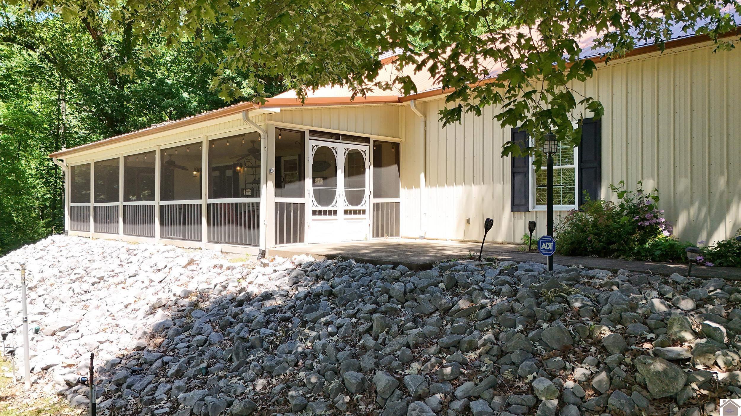 445 Dianne Drive