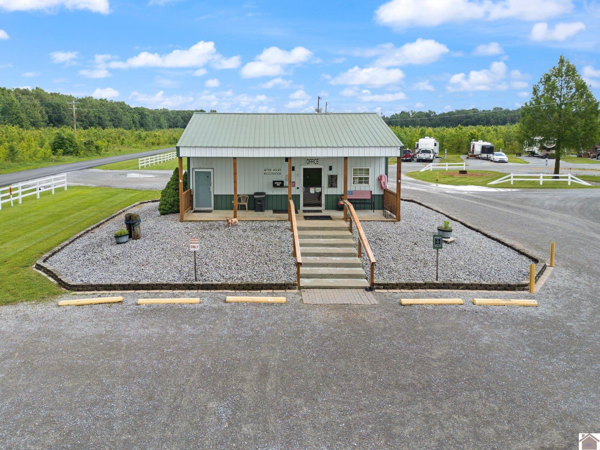 4300 Shemwell Ln