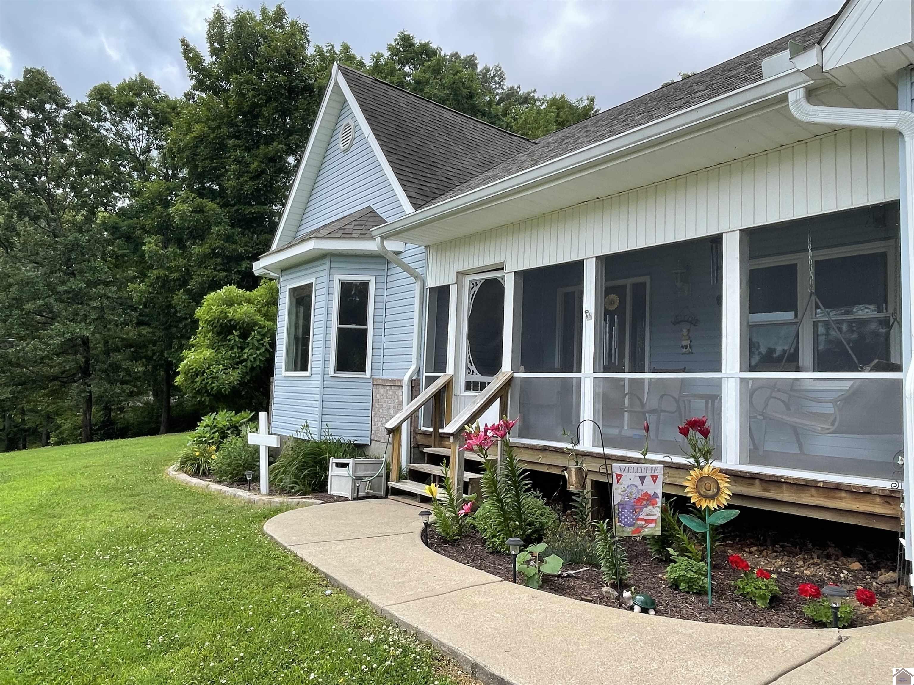448 Bayshore Dr