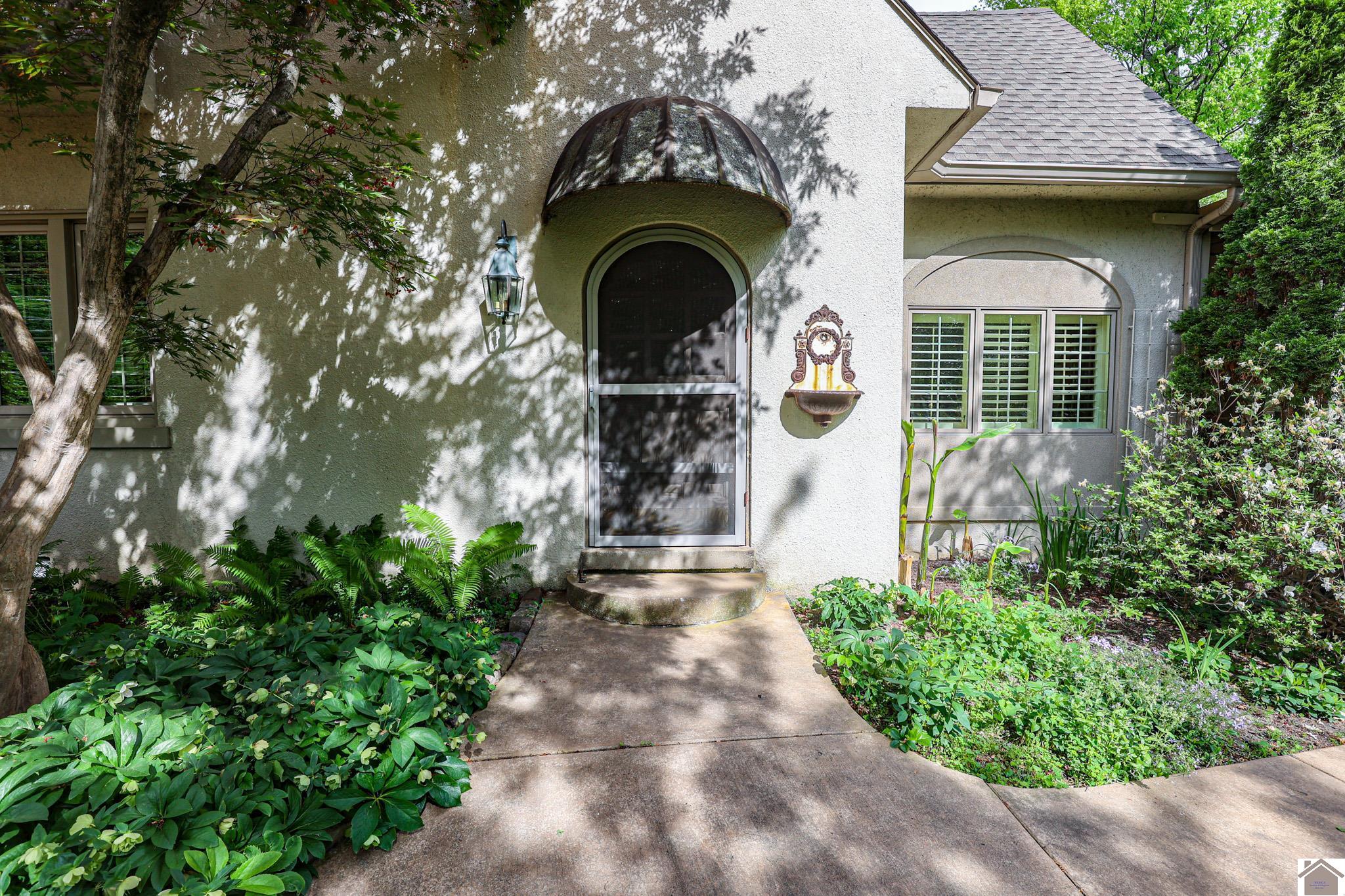 116 Country Club Ln