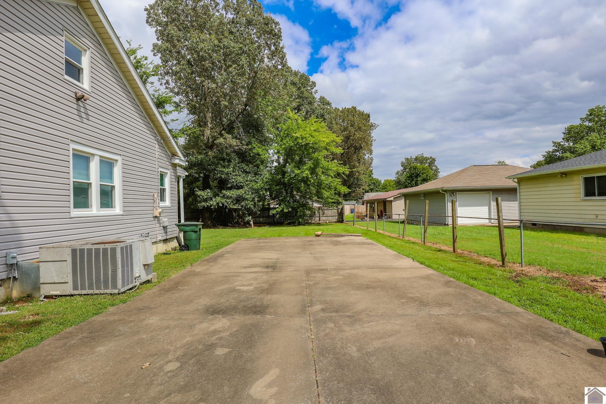 3039 Old Mayfield Rd