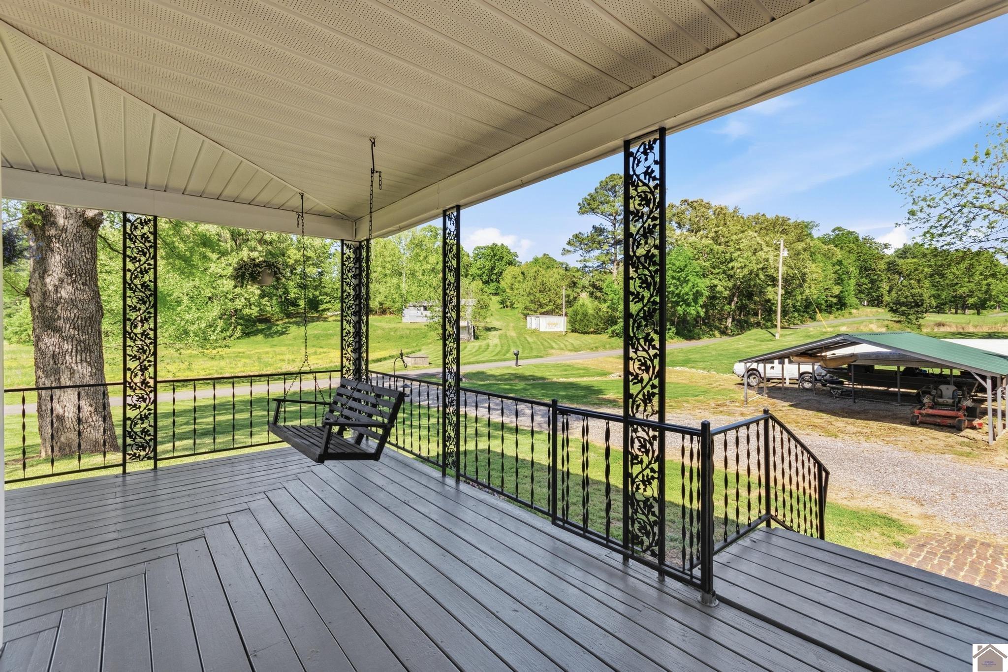 1005 Vaughn Road
