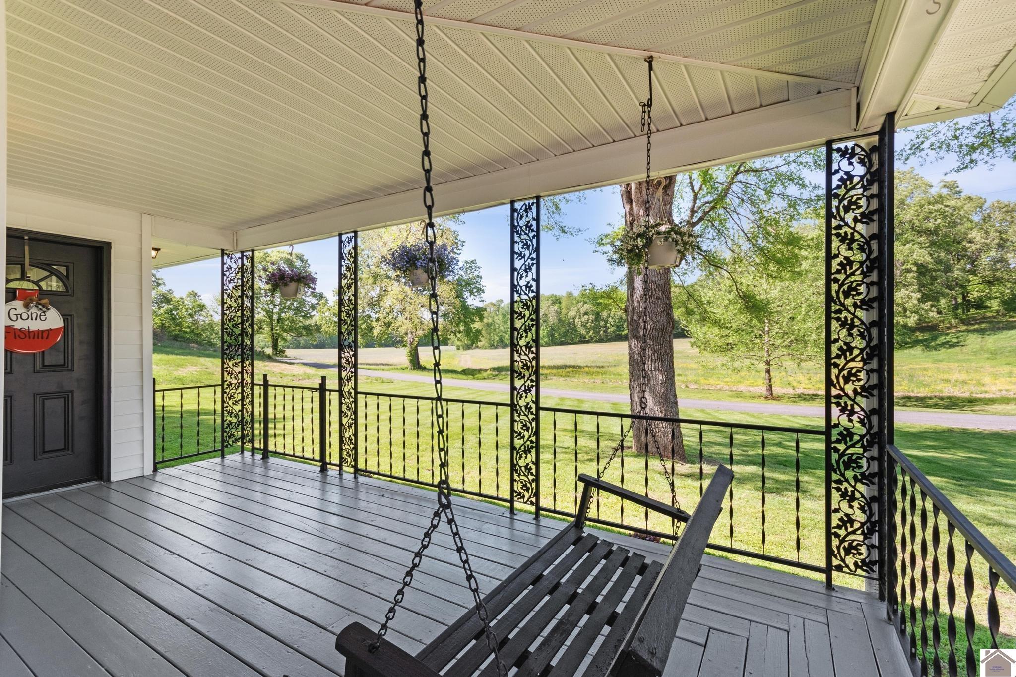 1005 Vaughn Road
