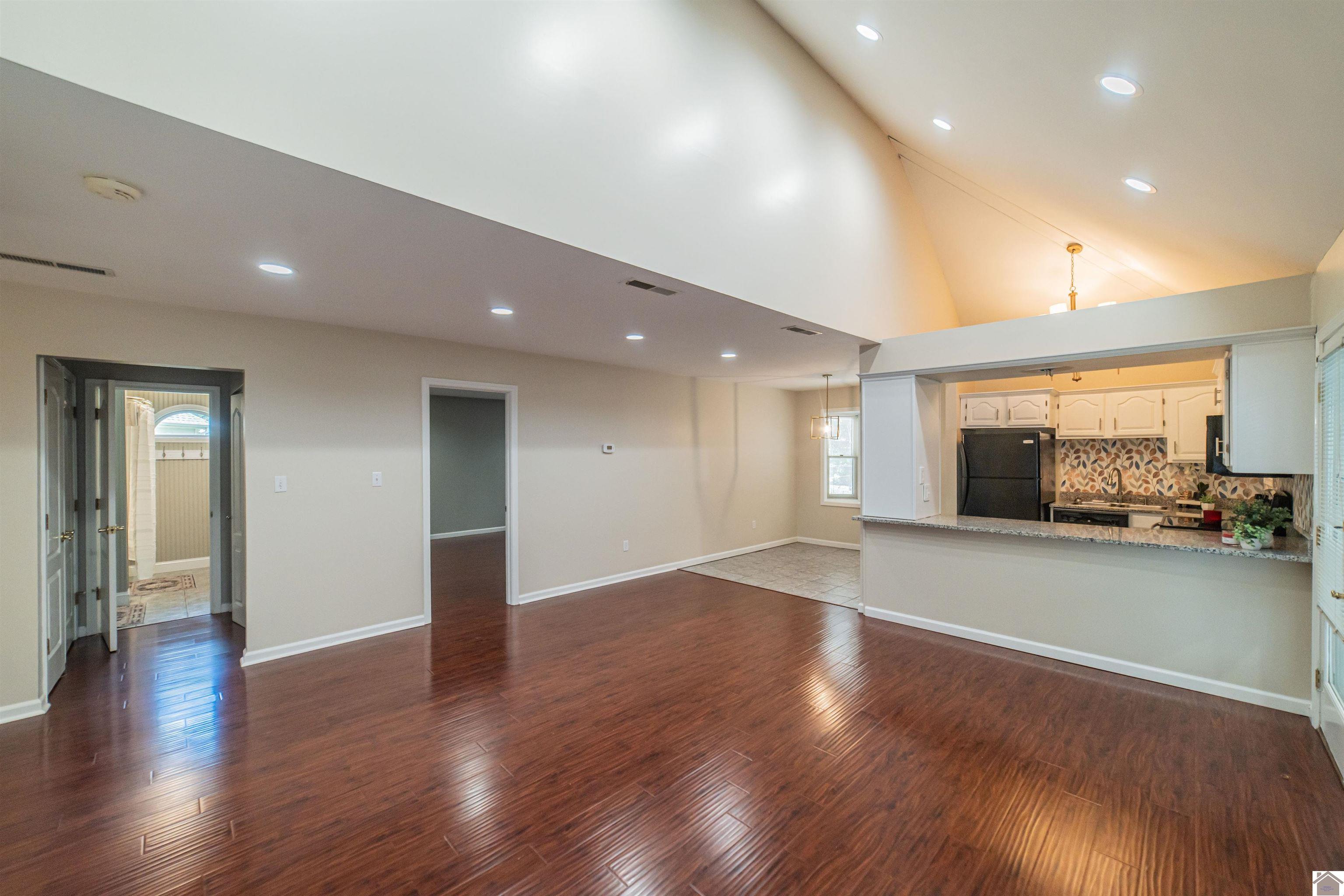 922 Stonebrook Drive