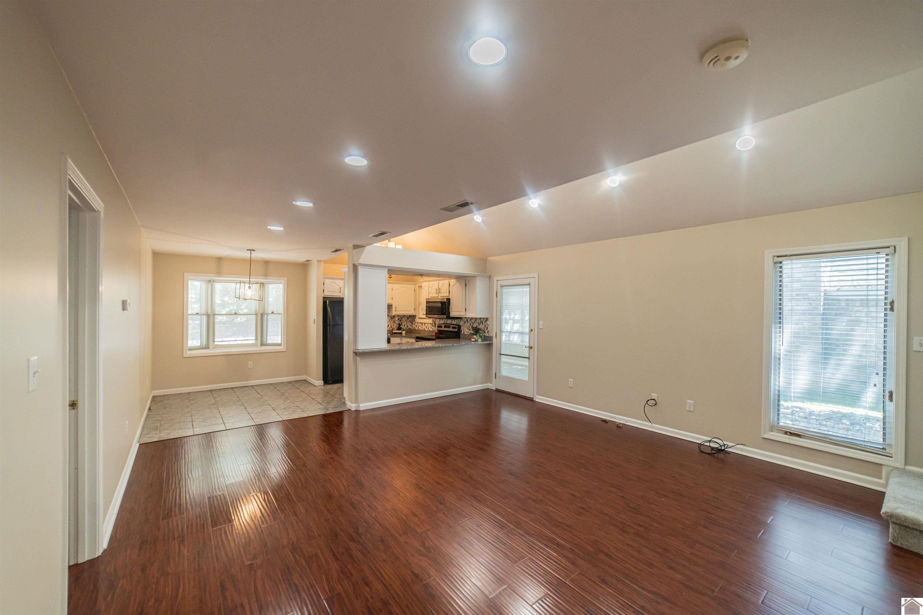 922 Stonebrook Drive