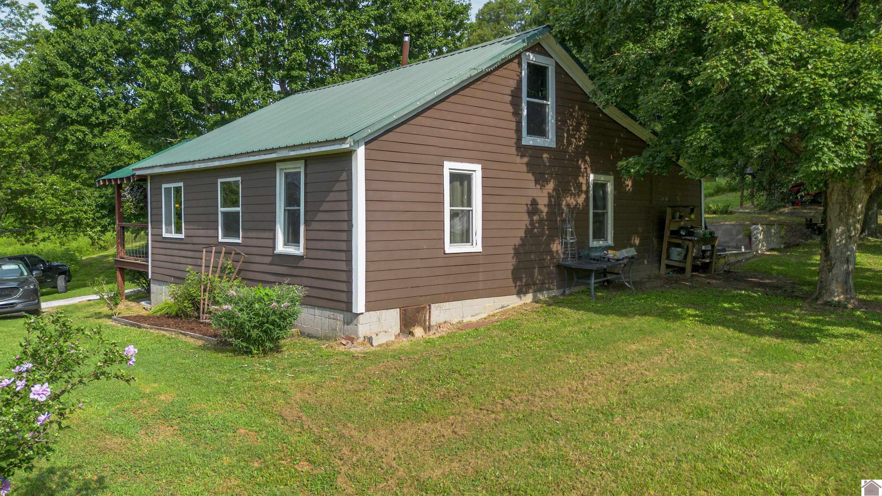 353 Creswell Rd.