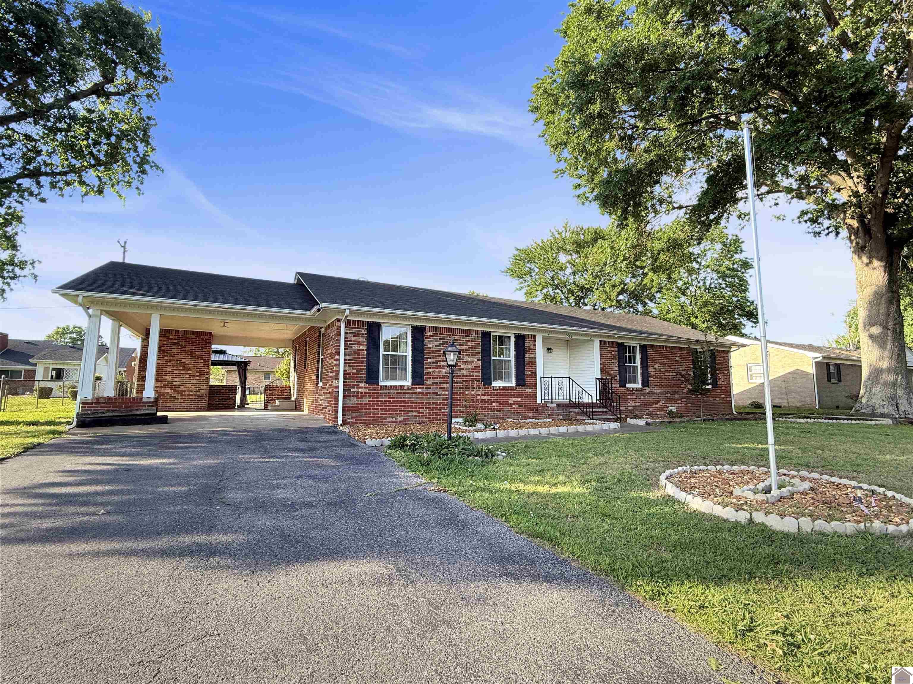 1506 Belmont Dr.