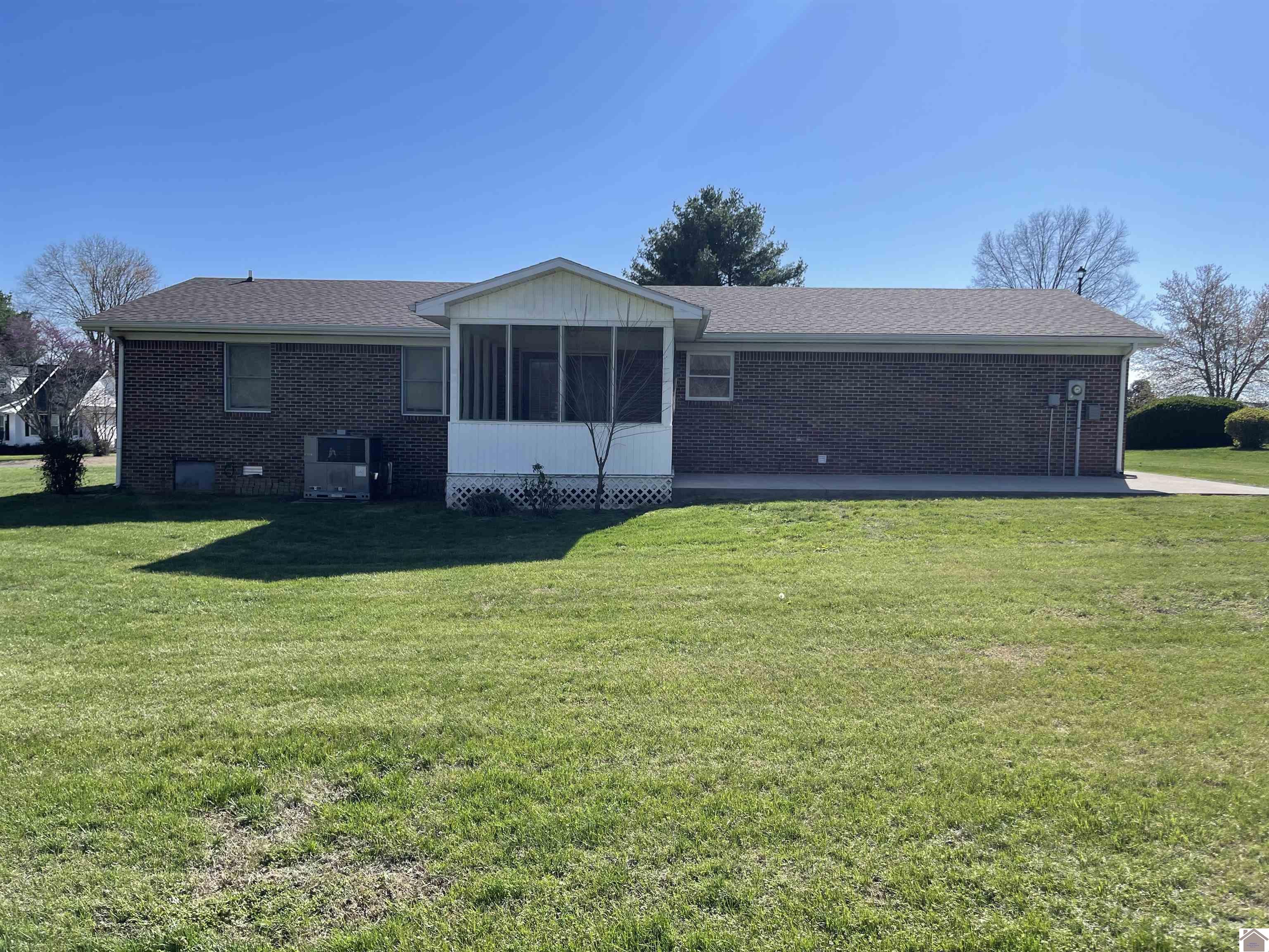 105 Troon Dr.