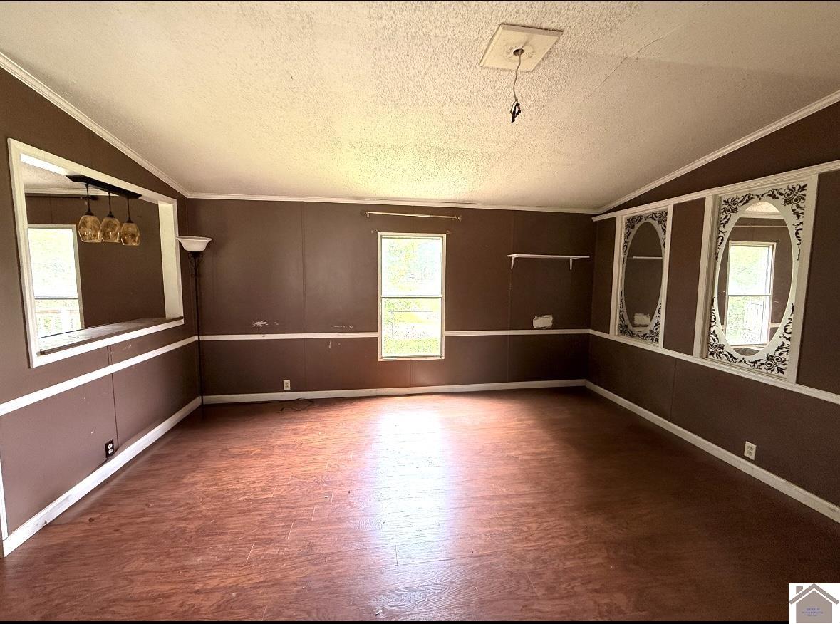 2140 & 2142 Husband Road