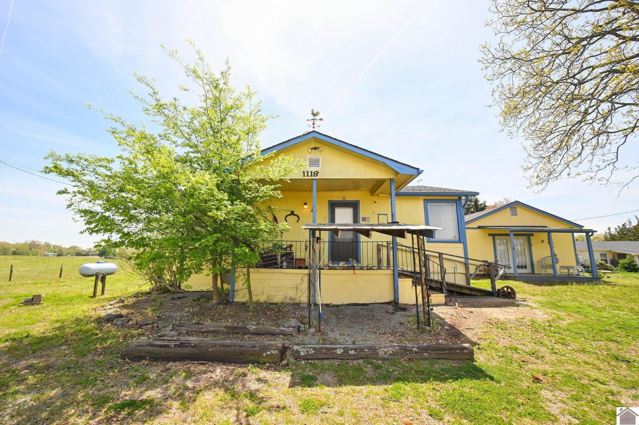 Photo 1 of 45 — 1119 Rowlett Trail, Murray, KY 42071