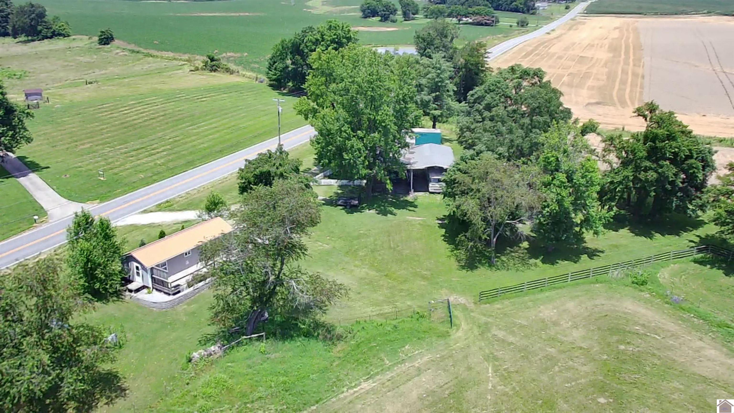 2794 US 641 North