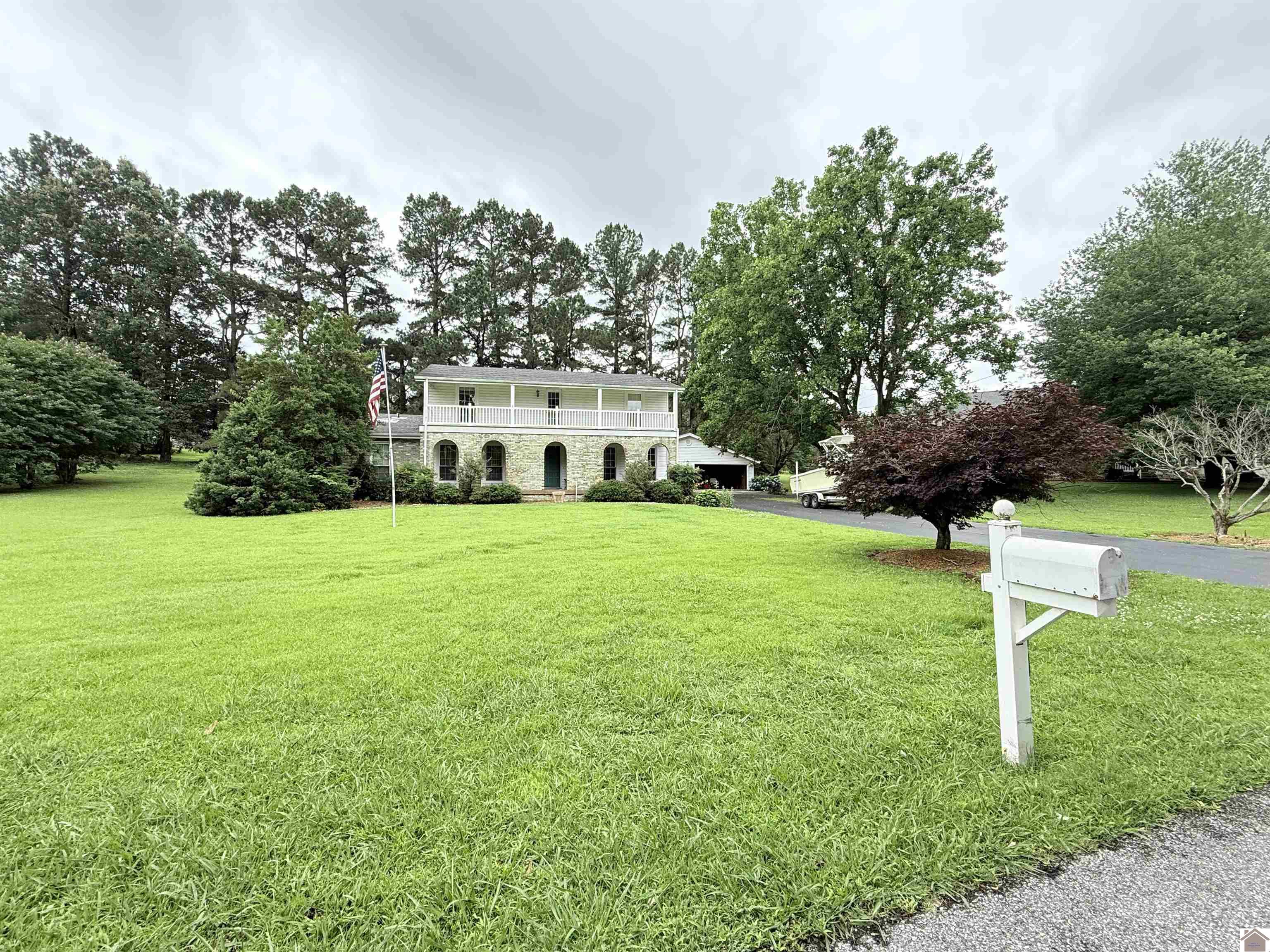 142 Greenapple Dr