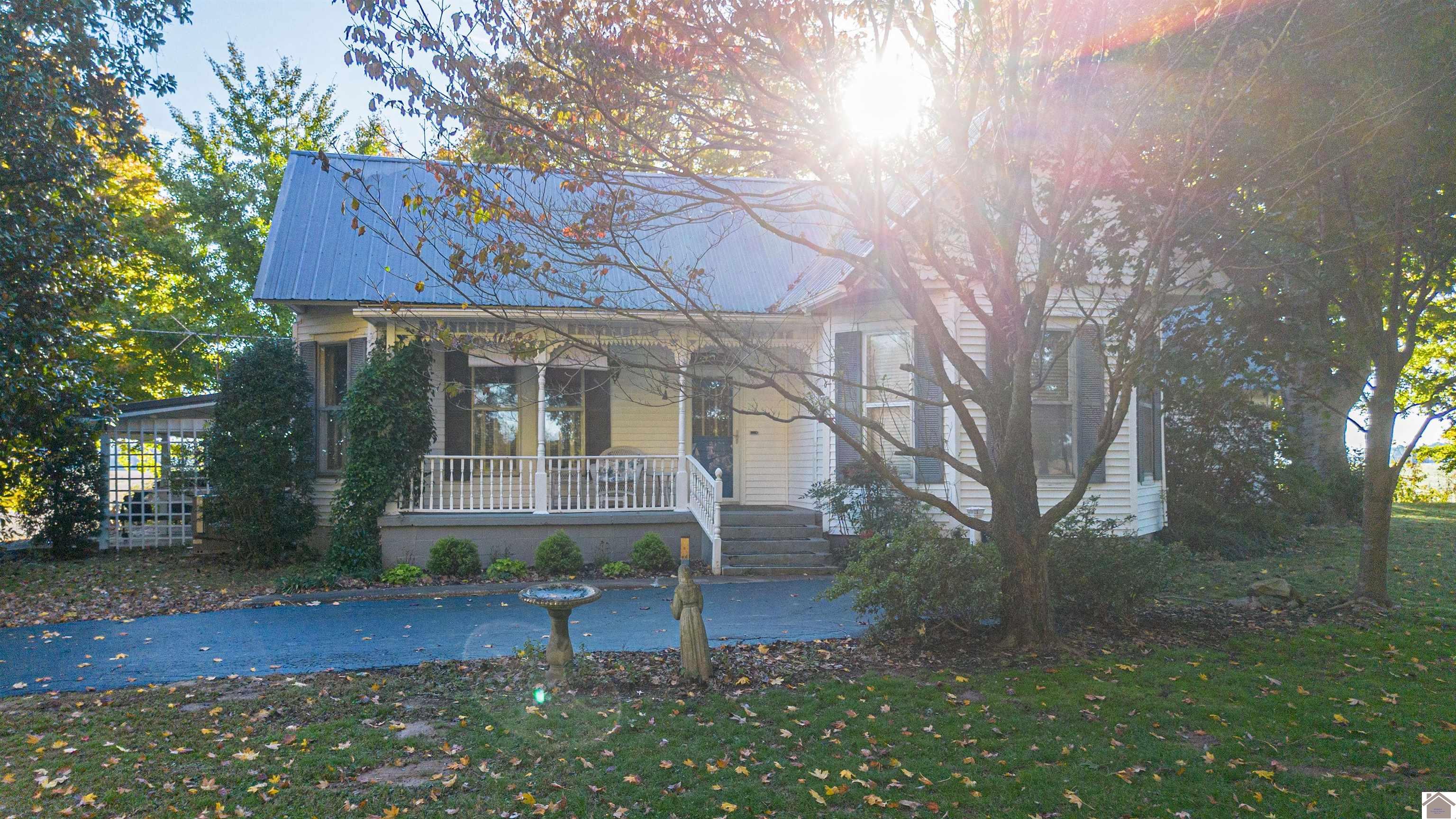 796 State Route 1772