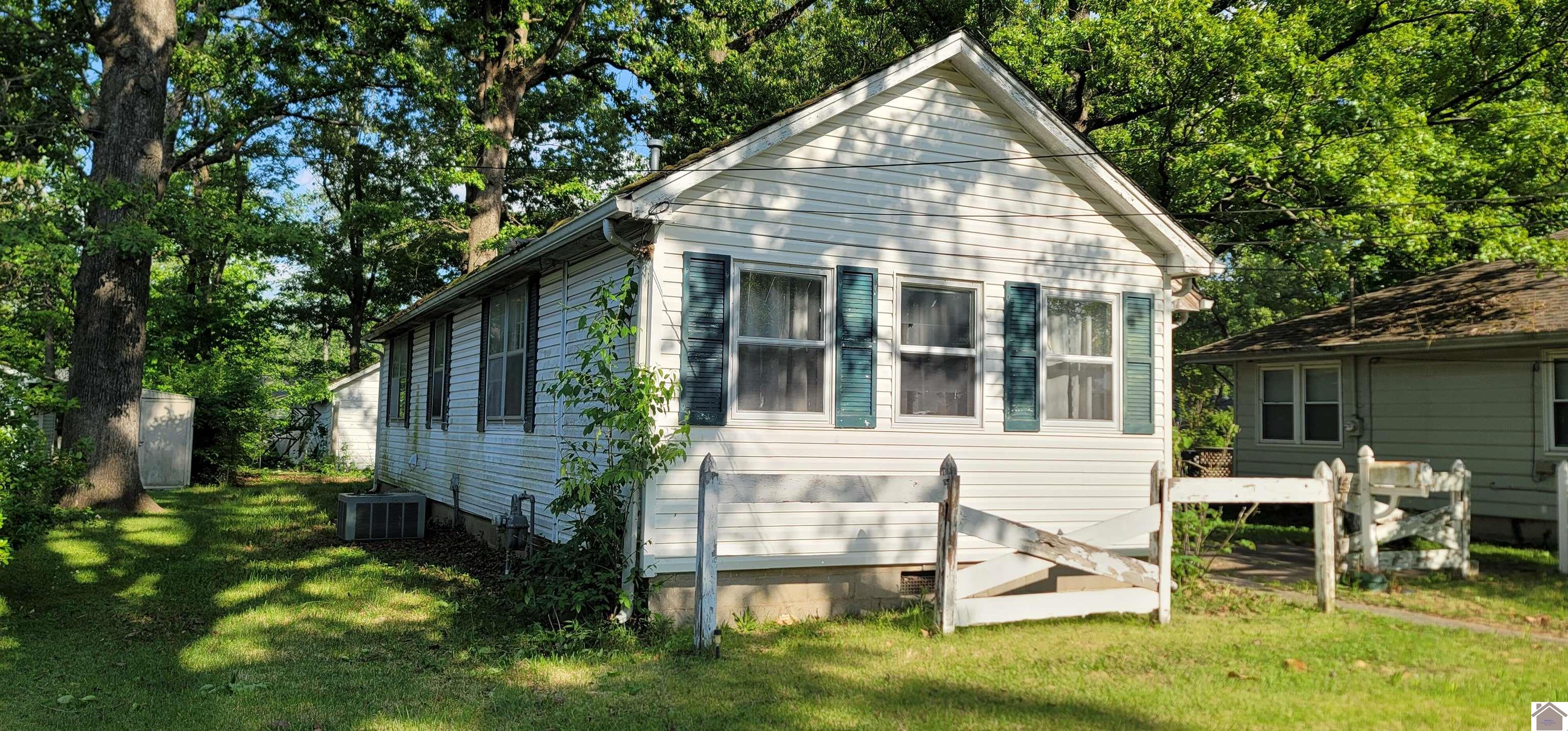 752 H C Mathis Drive