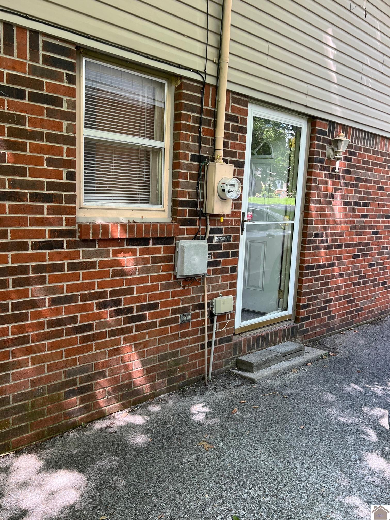 360 Longview Drive
