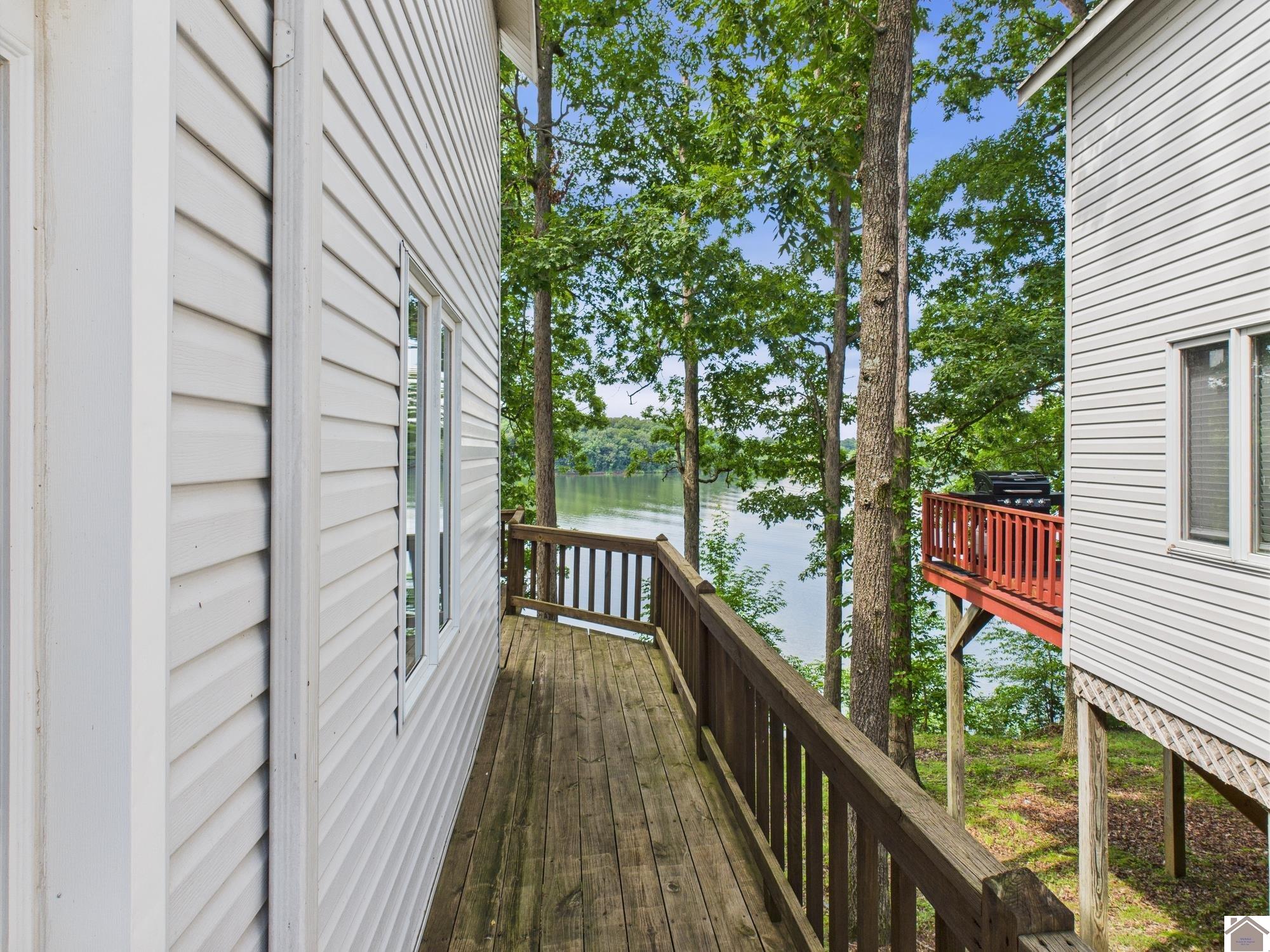 317 Bayside