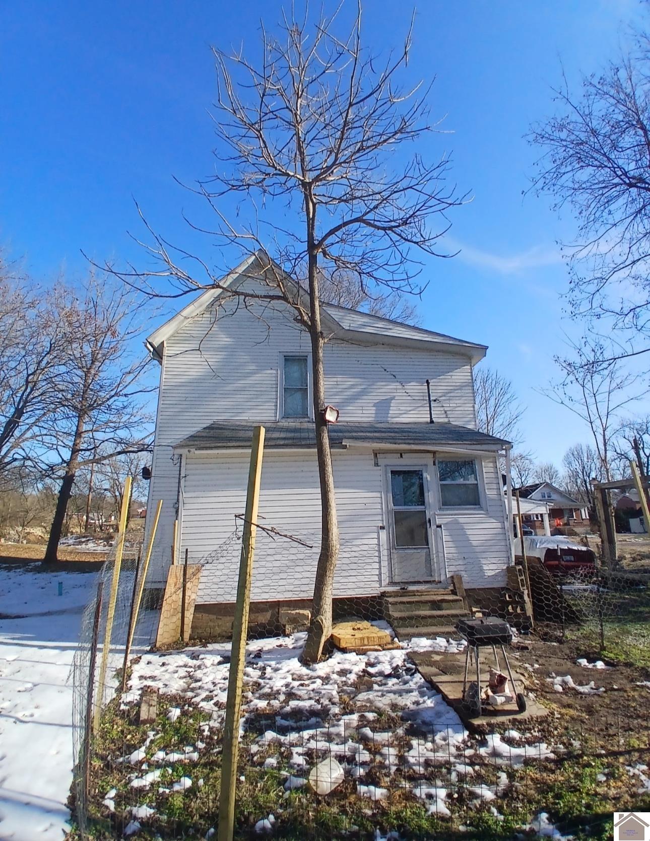 308 Charlotte St