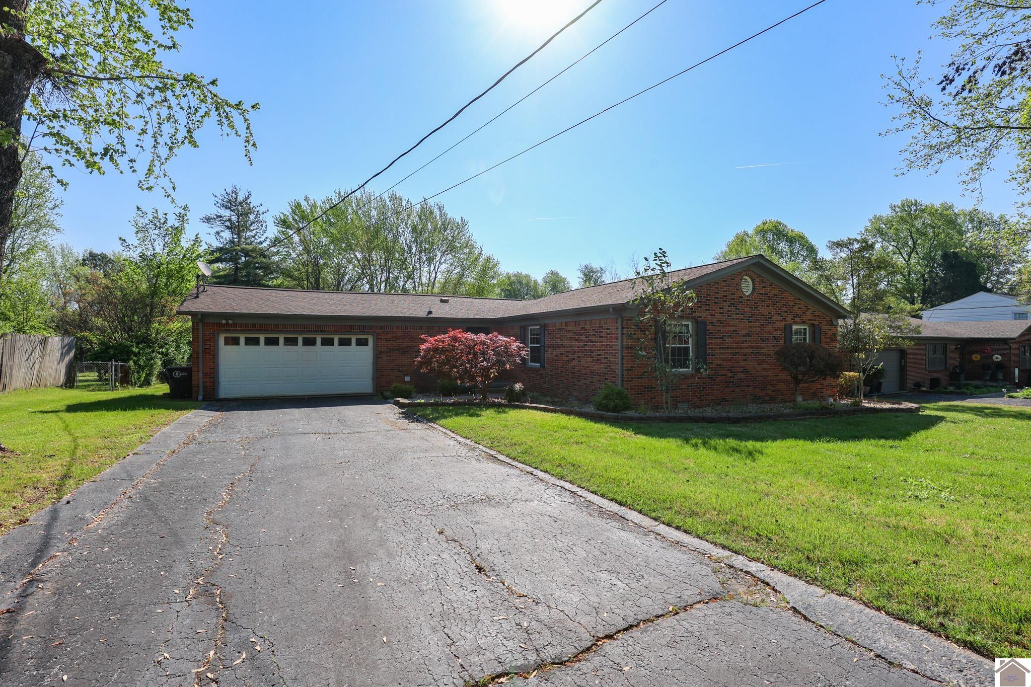 1246 Allen Ln