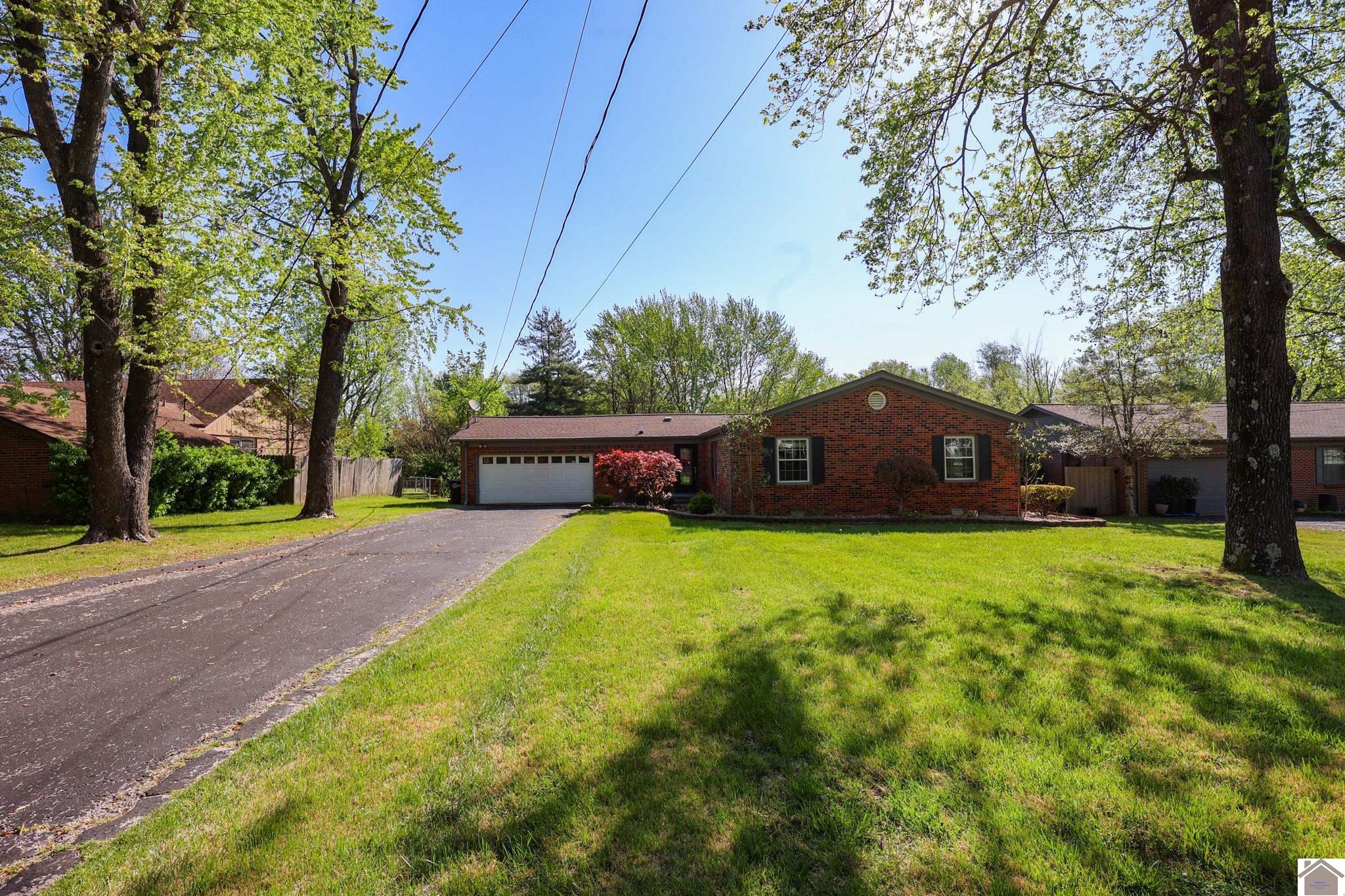 1246 Allen Ln