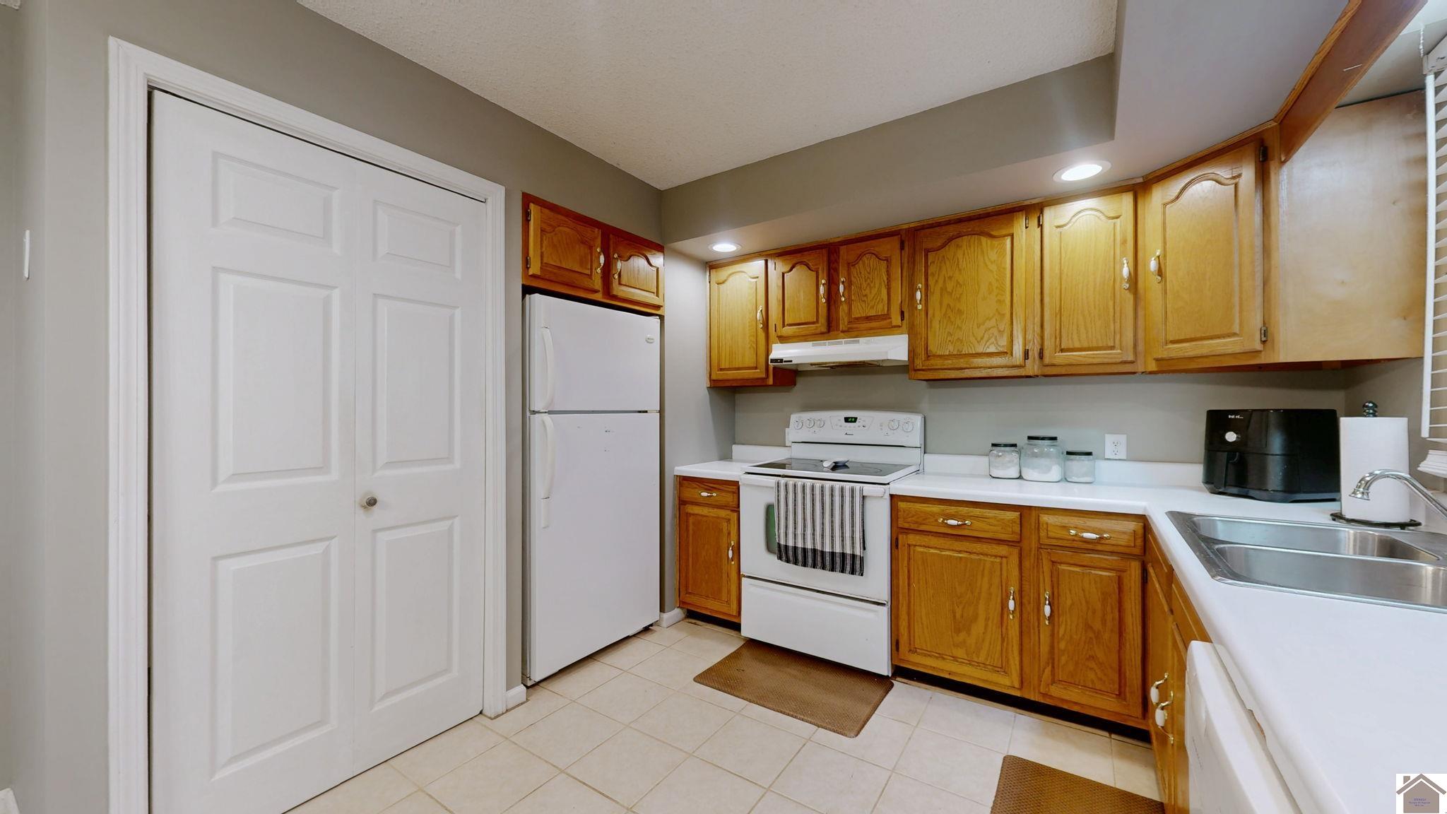 5138 US Highway 641 S