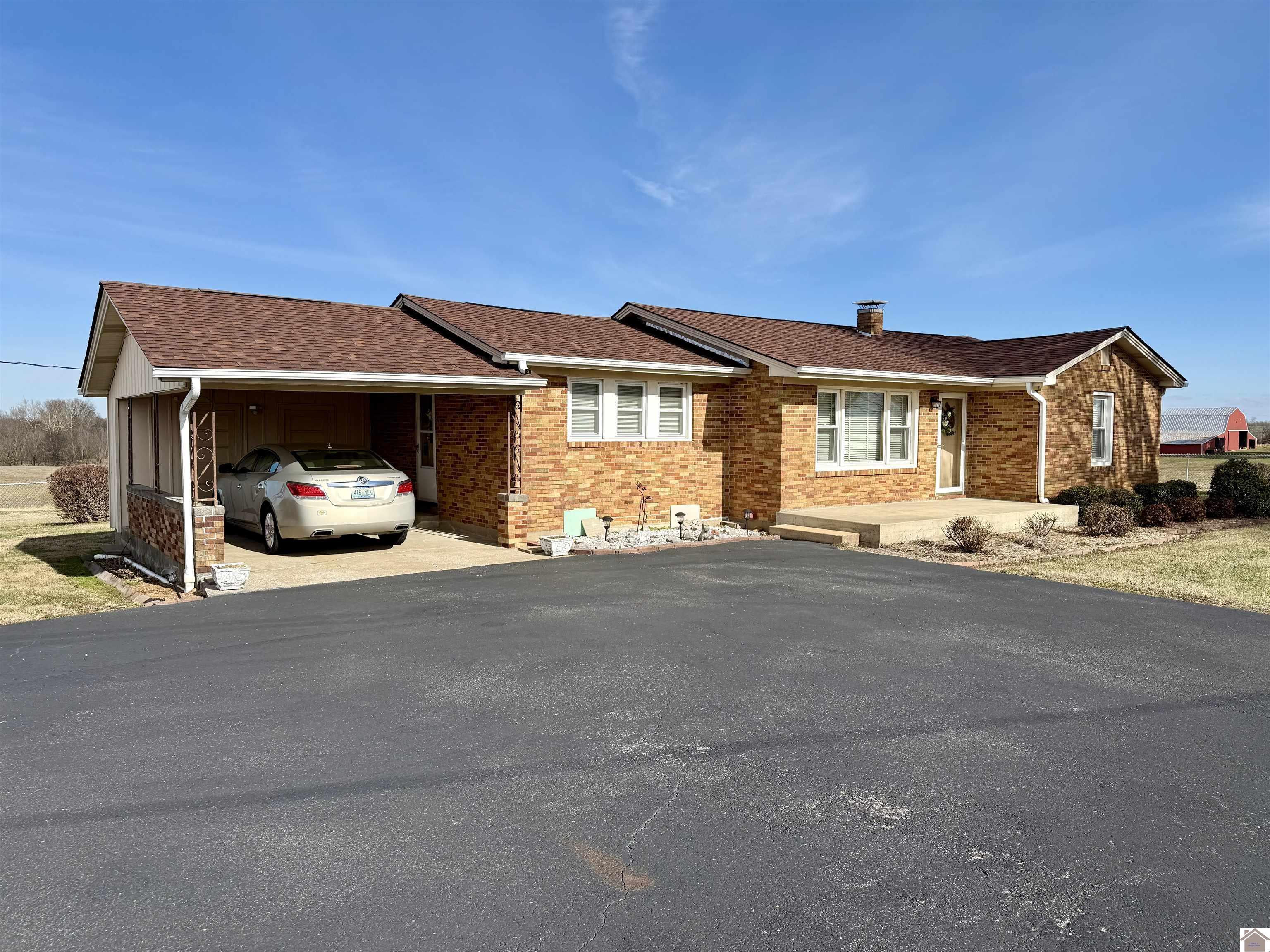 8196 E State Route 80