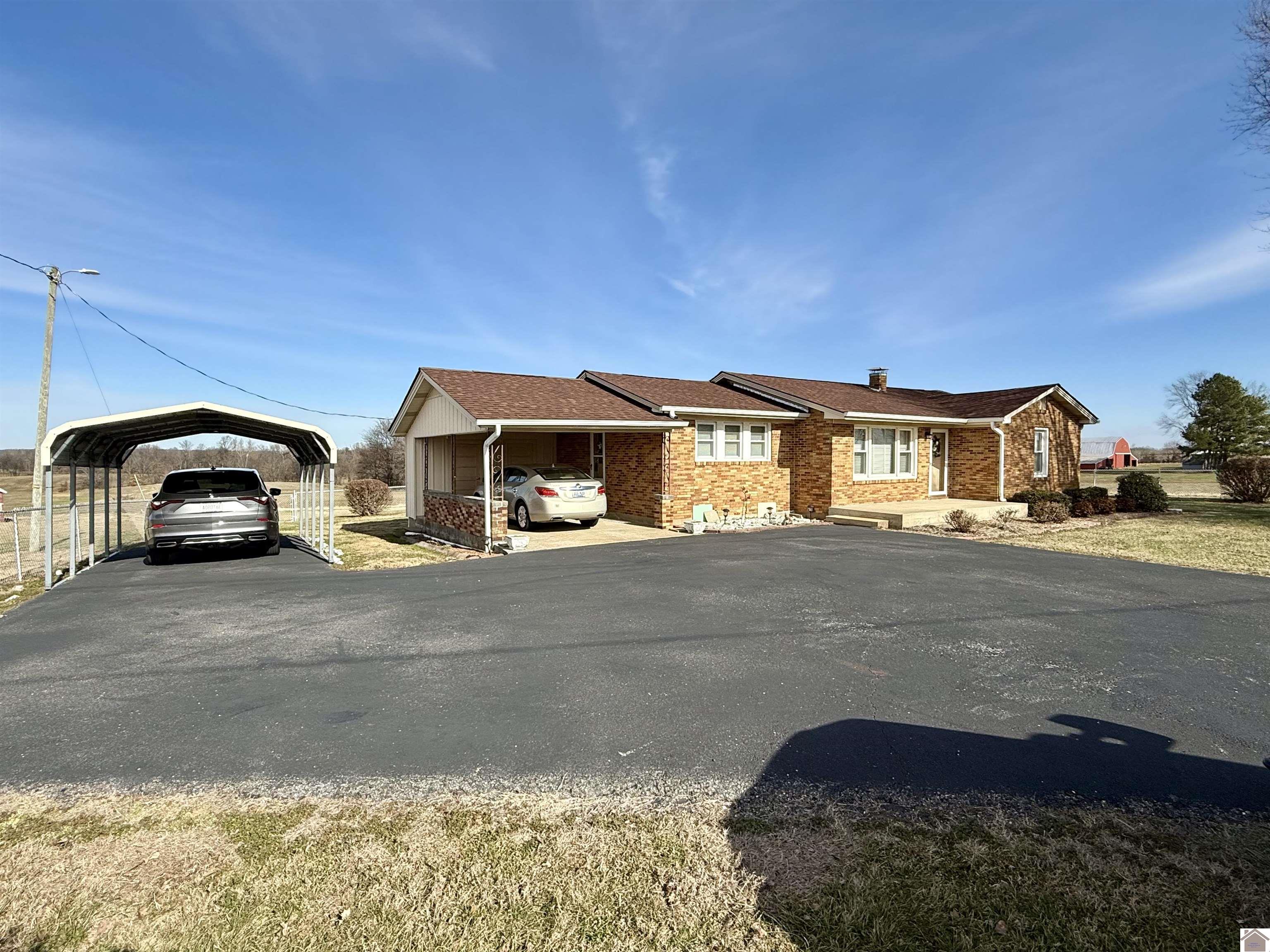 8196 E State Route 80