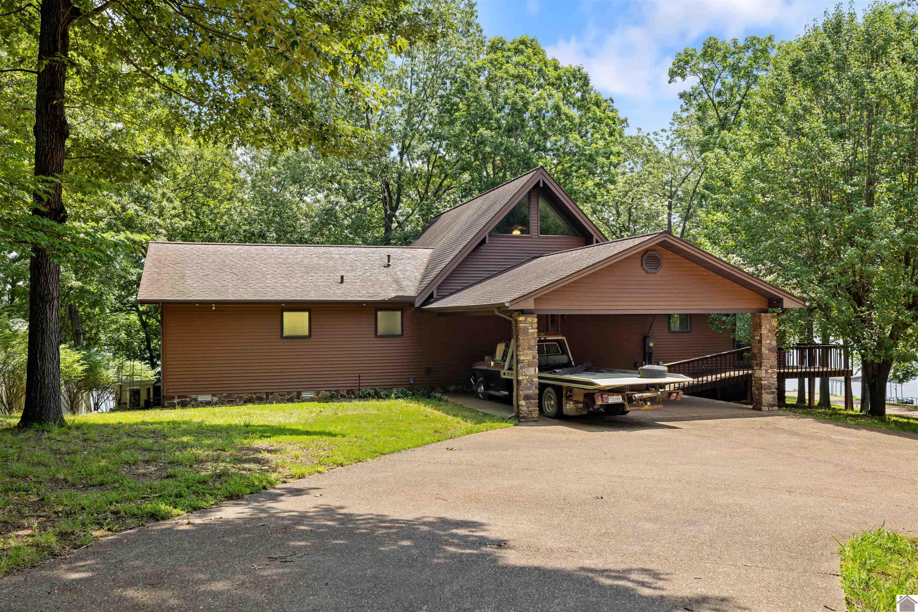 416 Alben Barkley Lane