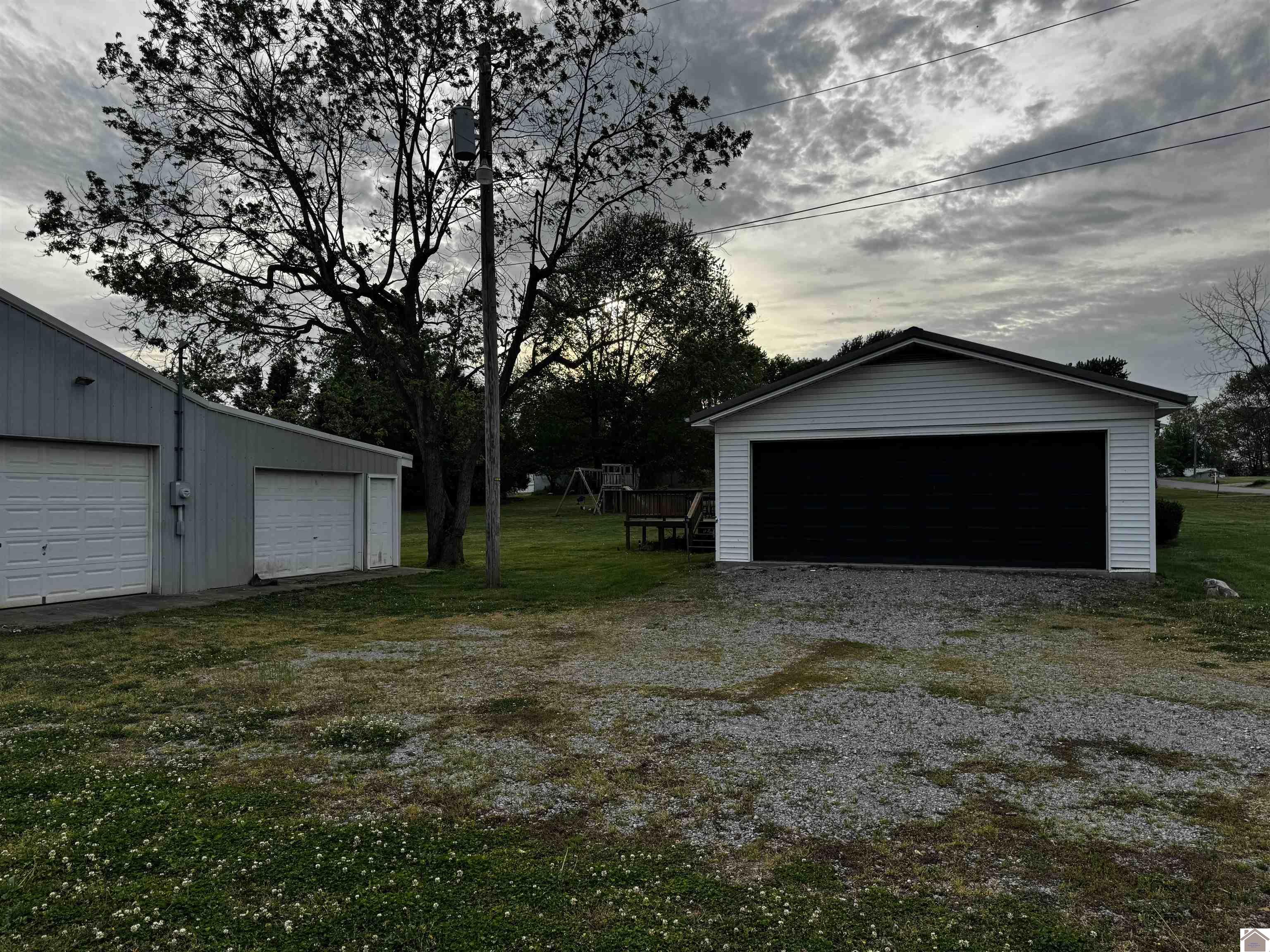 307 W Wyatt Street, Fredonia, KY 42411