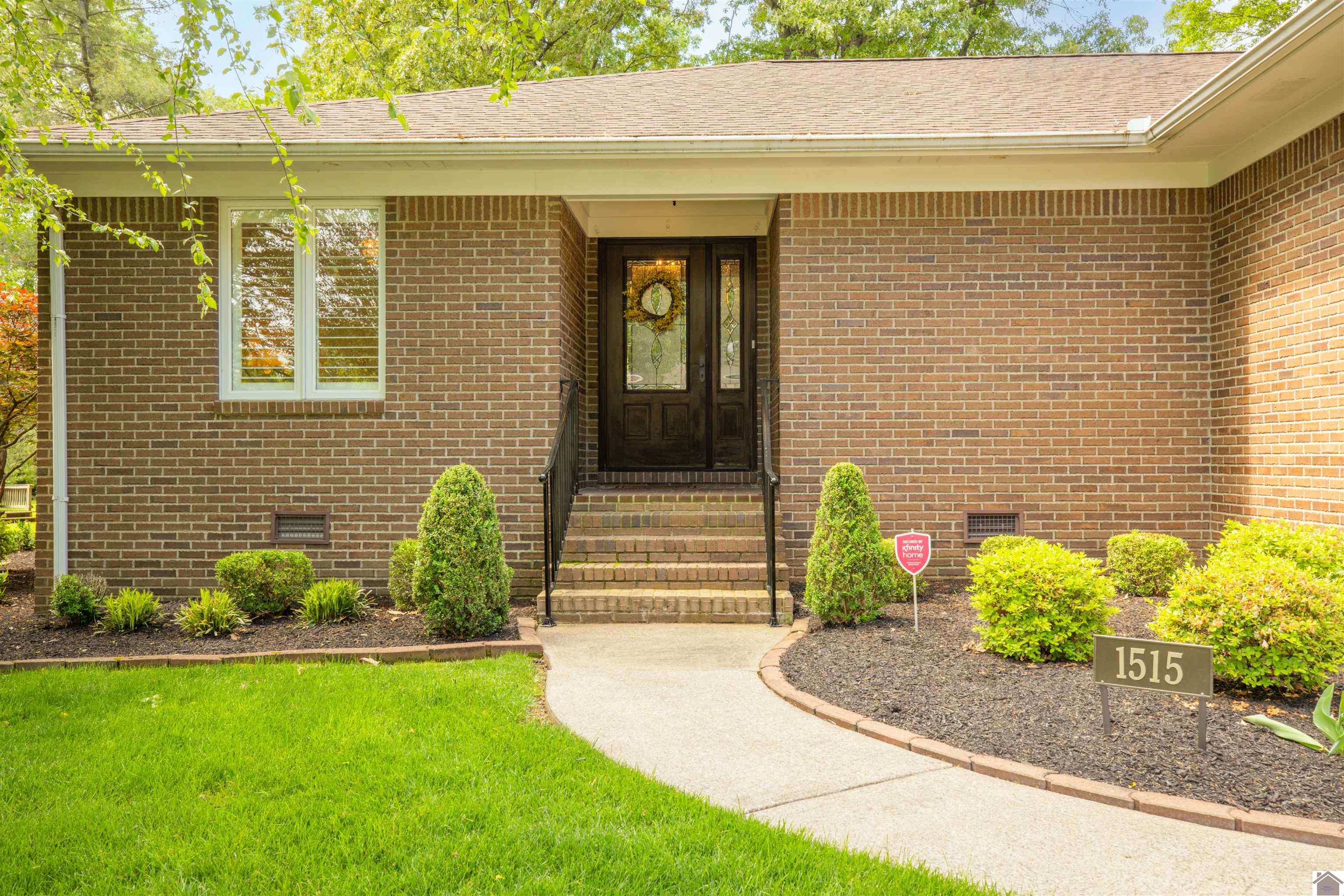 1515 Gleneagles Drive