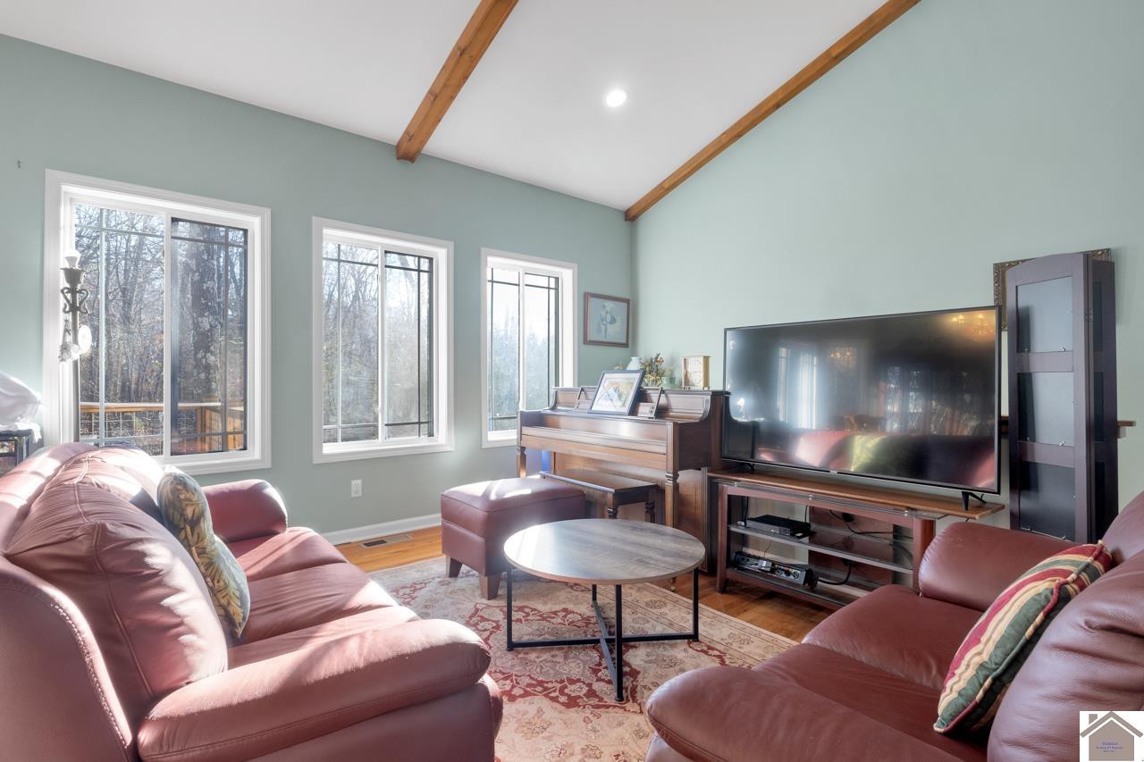 134 tall oaks circle